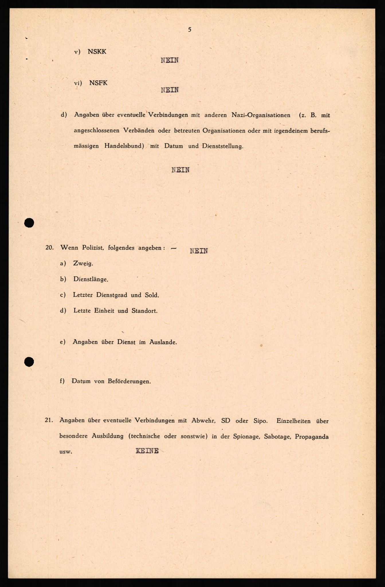 Forsvaret, Forsvarets overkommando II, AV/RA-RAFA-3915/D/Db/L0030: CI Questionaires. Tyske okkupasjonsstyrker i Norge. Tyskere., 1945-1946, s. 150