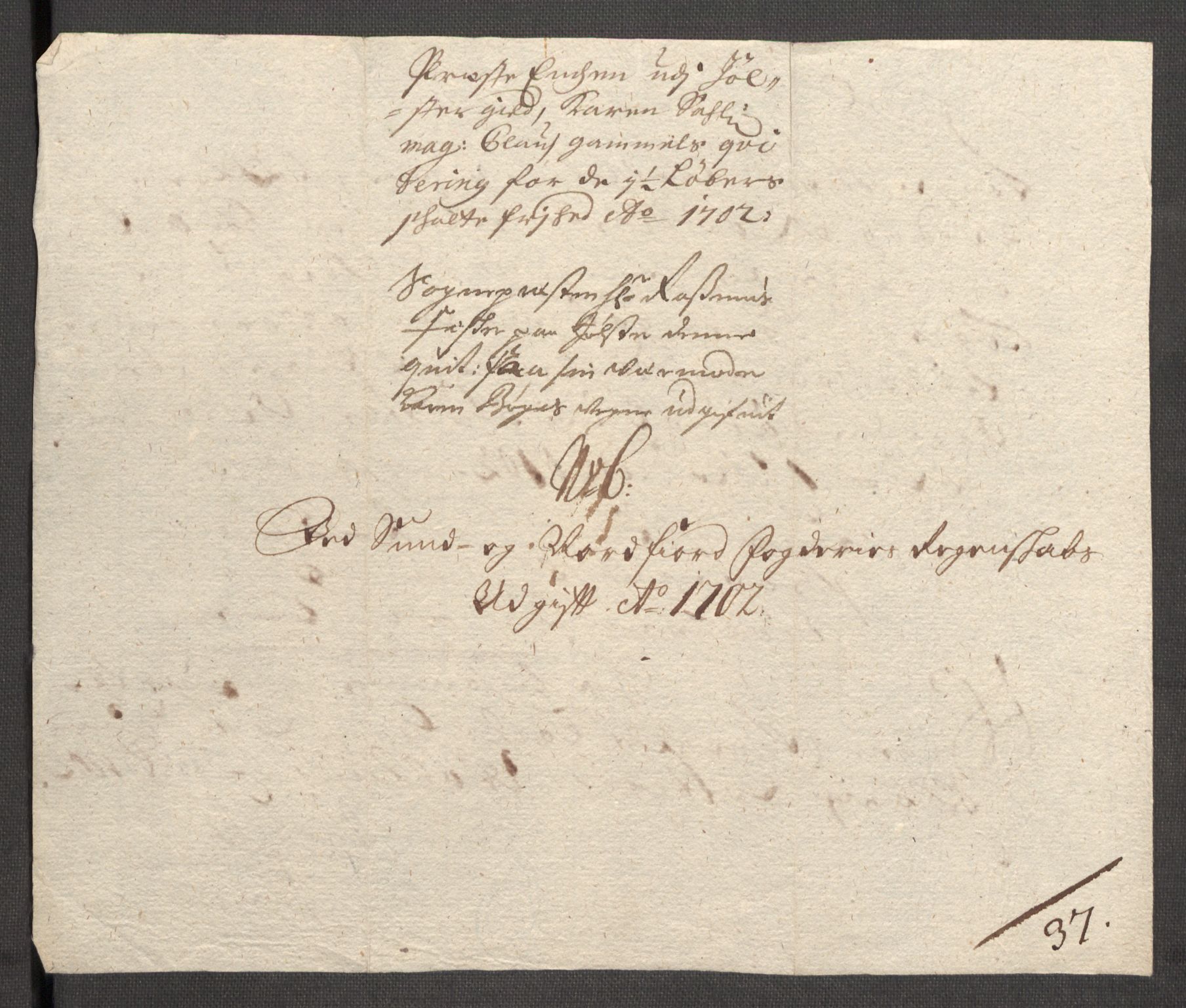 Rentekammeret inntil 1814, Reviderte regnskaper, Fogderegnskap, RA/EA-4092/R53/L3426: Fogderegnskap Sunn- og Nordfjord, 1702, s. 212