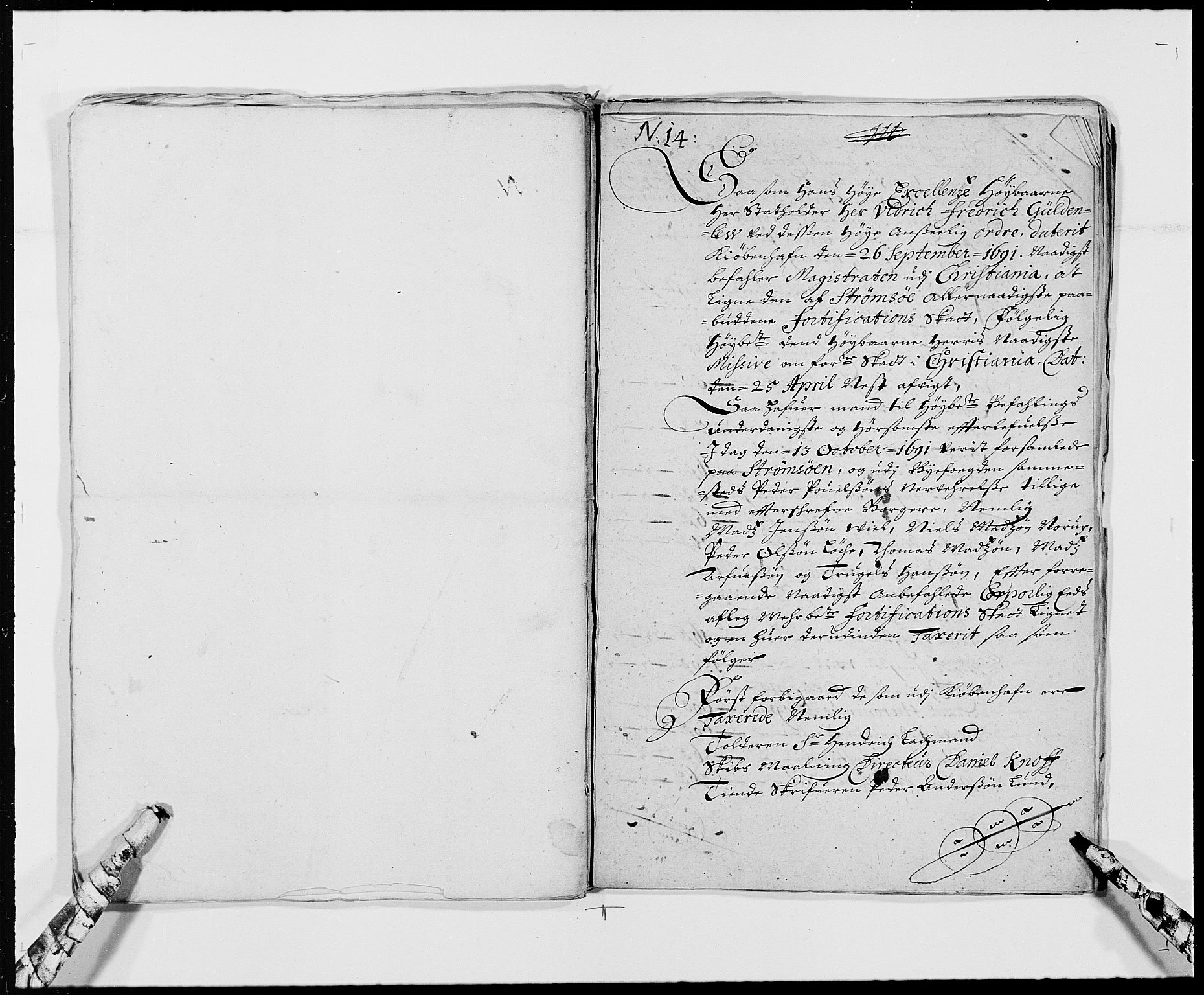 Rentekammeret inntil 1814, Reviderte regnskaper, Byregnskaper, RA/EA-4066/R/Rg/L0140: [G1] Kontribusjonsregnskap, 1679-1692, s. 234