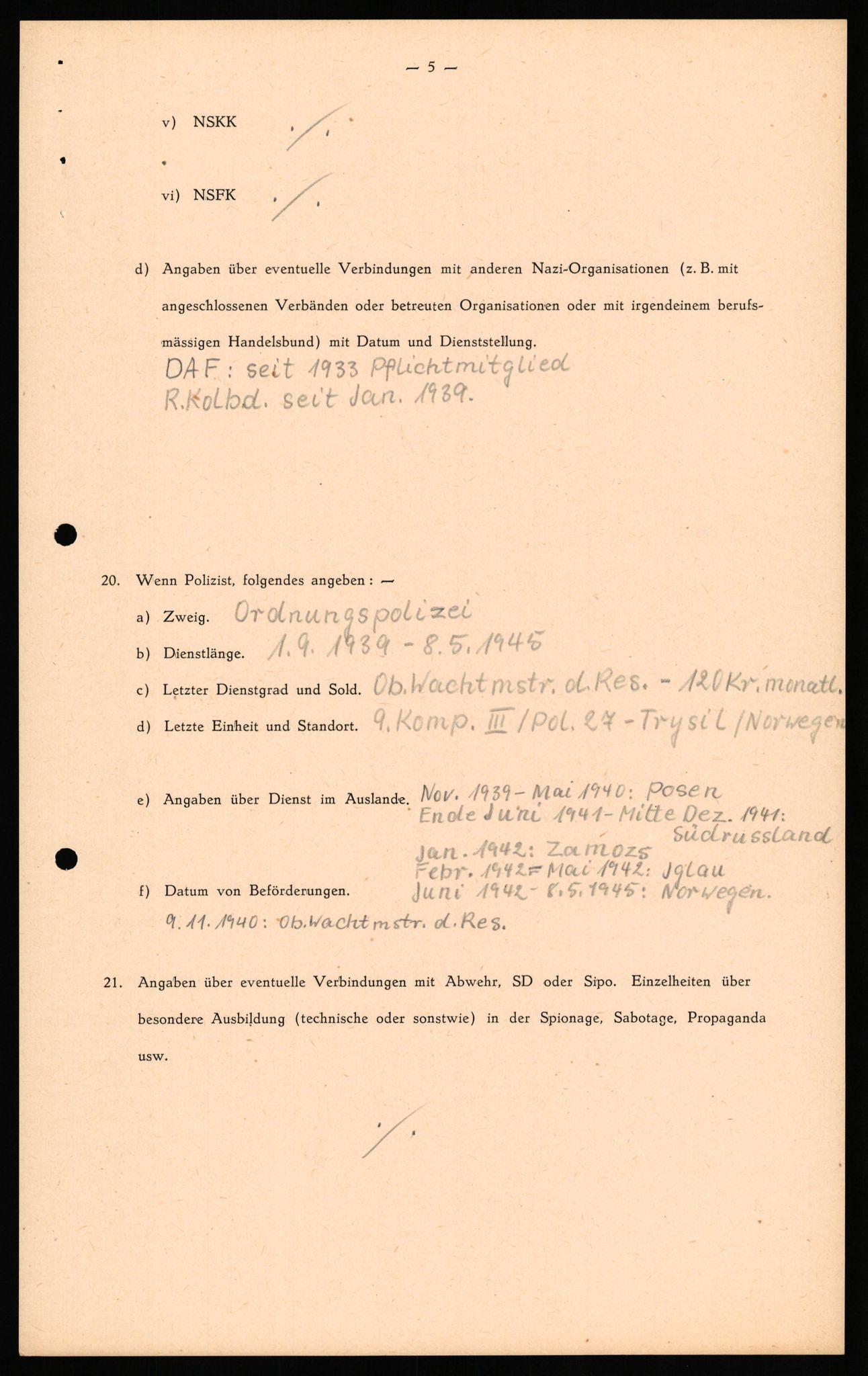 Forsvaret, Forsvarets overkommando II, AV/RA-RAFA-3915/D/Db/L0027: CI Questionaires. Tyske okkupasjonsstyrker i Norge. Tyskere., 1945-1946, s. 121