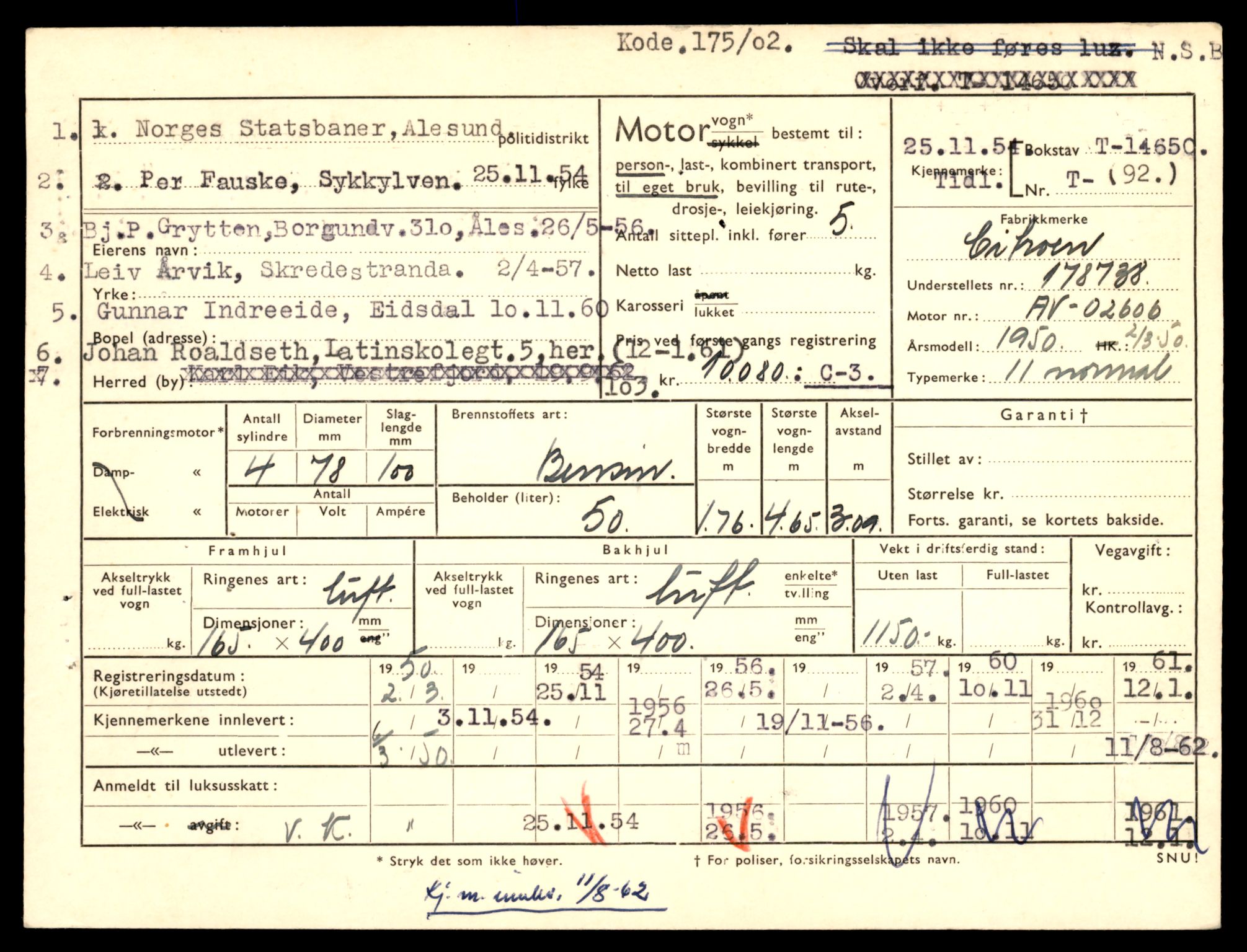 Møre og Romsdal vegkontor - Ålesund trafikkstasjon, AV/SAT-A-4099/F/Fe/L0047: Registreringskort for kjøretøy T 14580 - T 14720, 1927-1998, s. 1651