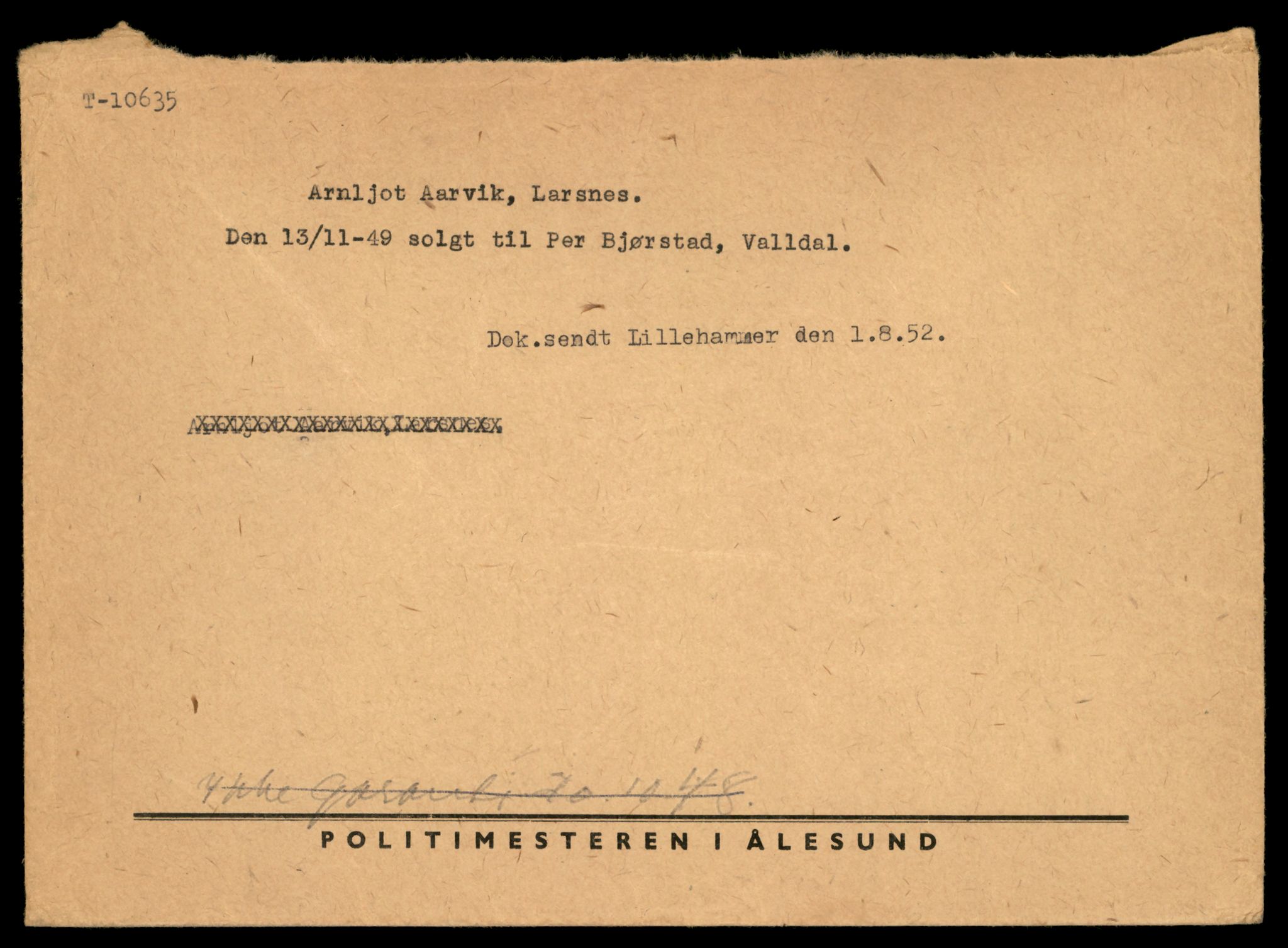 Møre og Romsdal vegkontor - Ålesund trafikkstasjon, AV/SAT-A-4099/F/Fe/L0022: Registreringskort for kjøretøy T 10584 - T 10694, 1927-1998, s. 1561