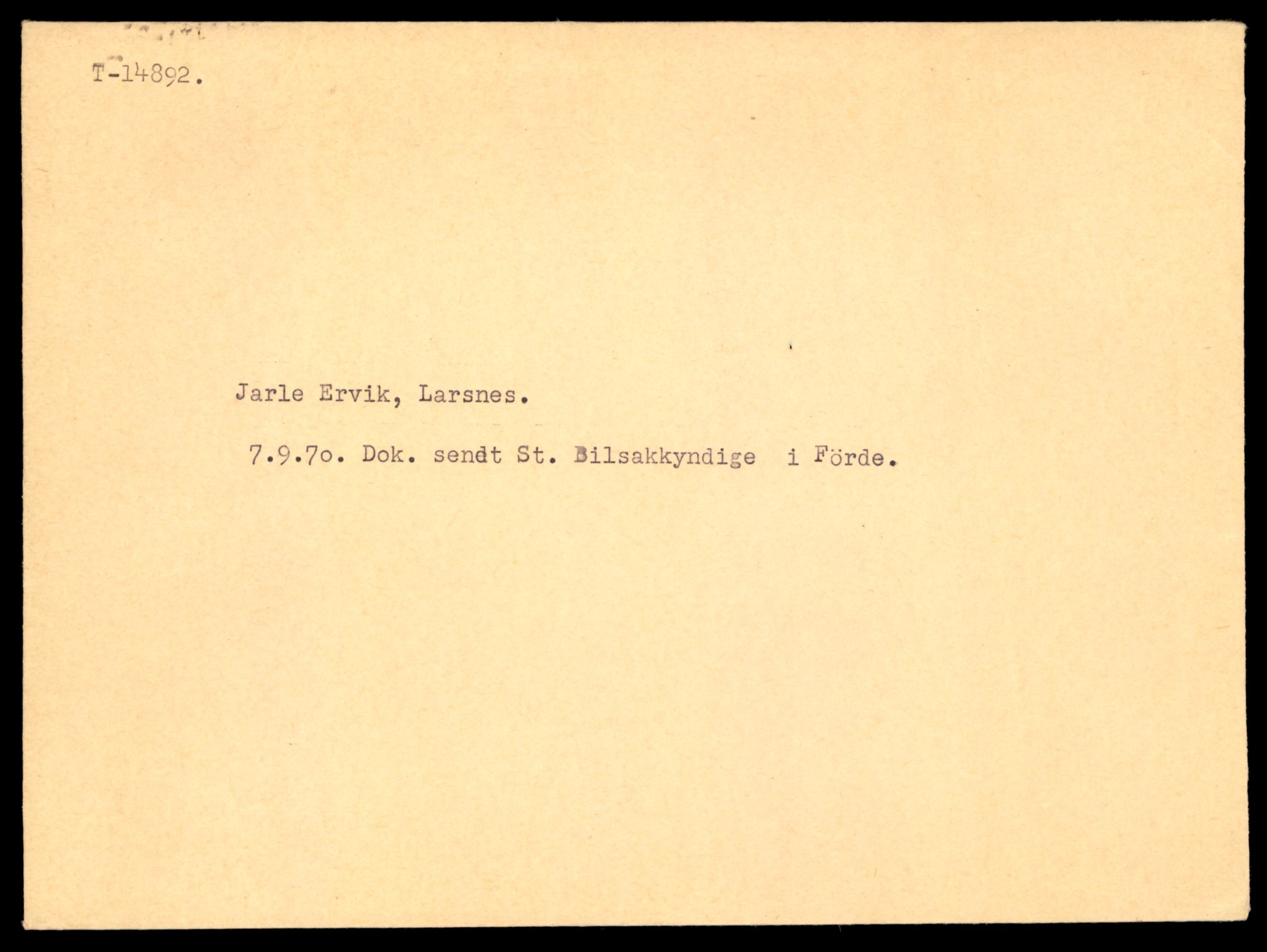 Møre og Romsdal vegkontor - Ålesund trafikkstasjon, AV/SAT-A-4099/F/Fe/L0049: Registreringskort for kjøretøy T 14864 - T 18613, 1927-1998, s. 719