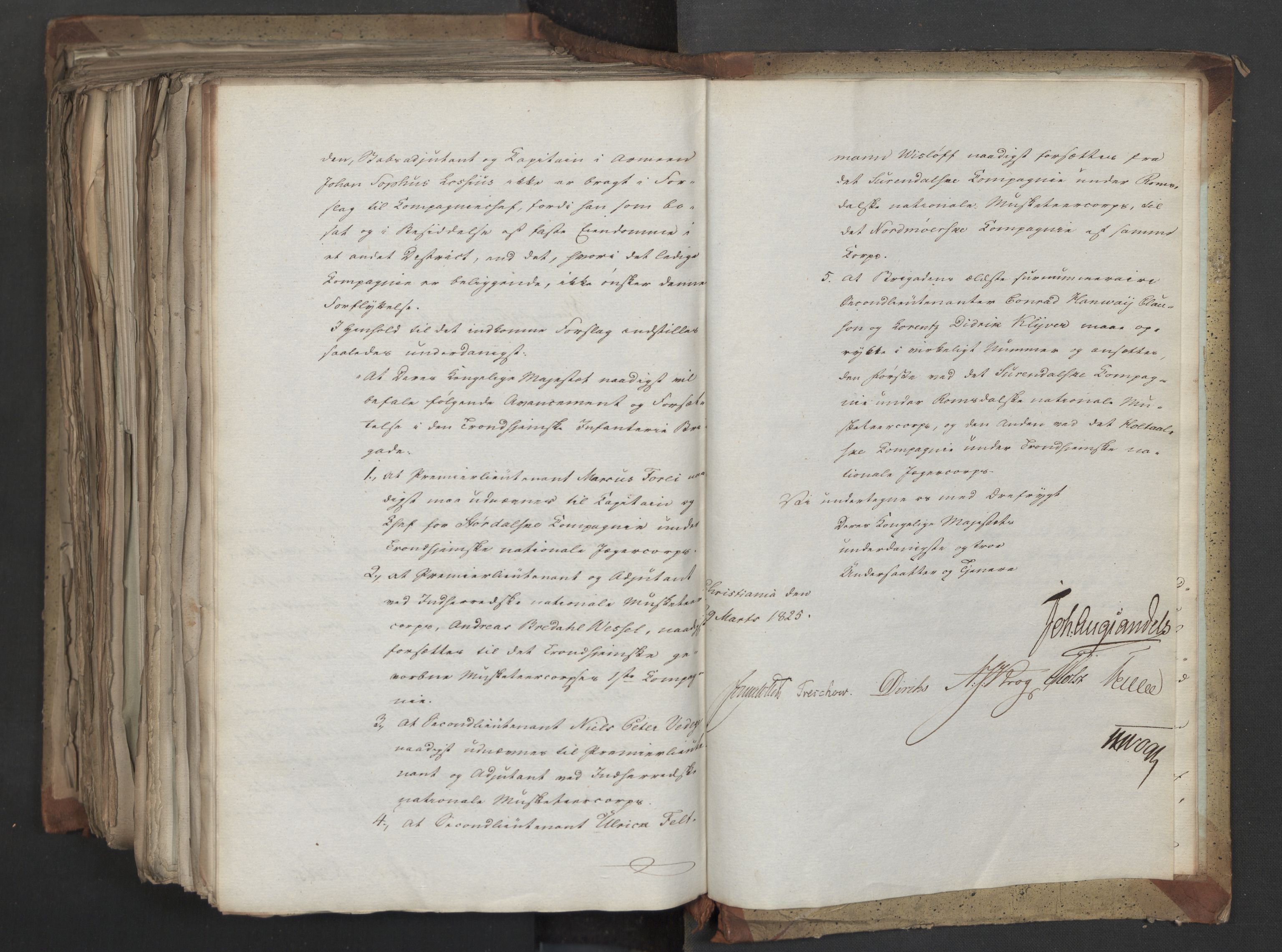 Statsrådsavdelingen i Stockholm, AV/RA-S-1003/D/Da/L0041: Regjeringsinnstillinger nr. 2204-2466, 1825, s. 701
