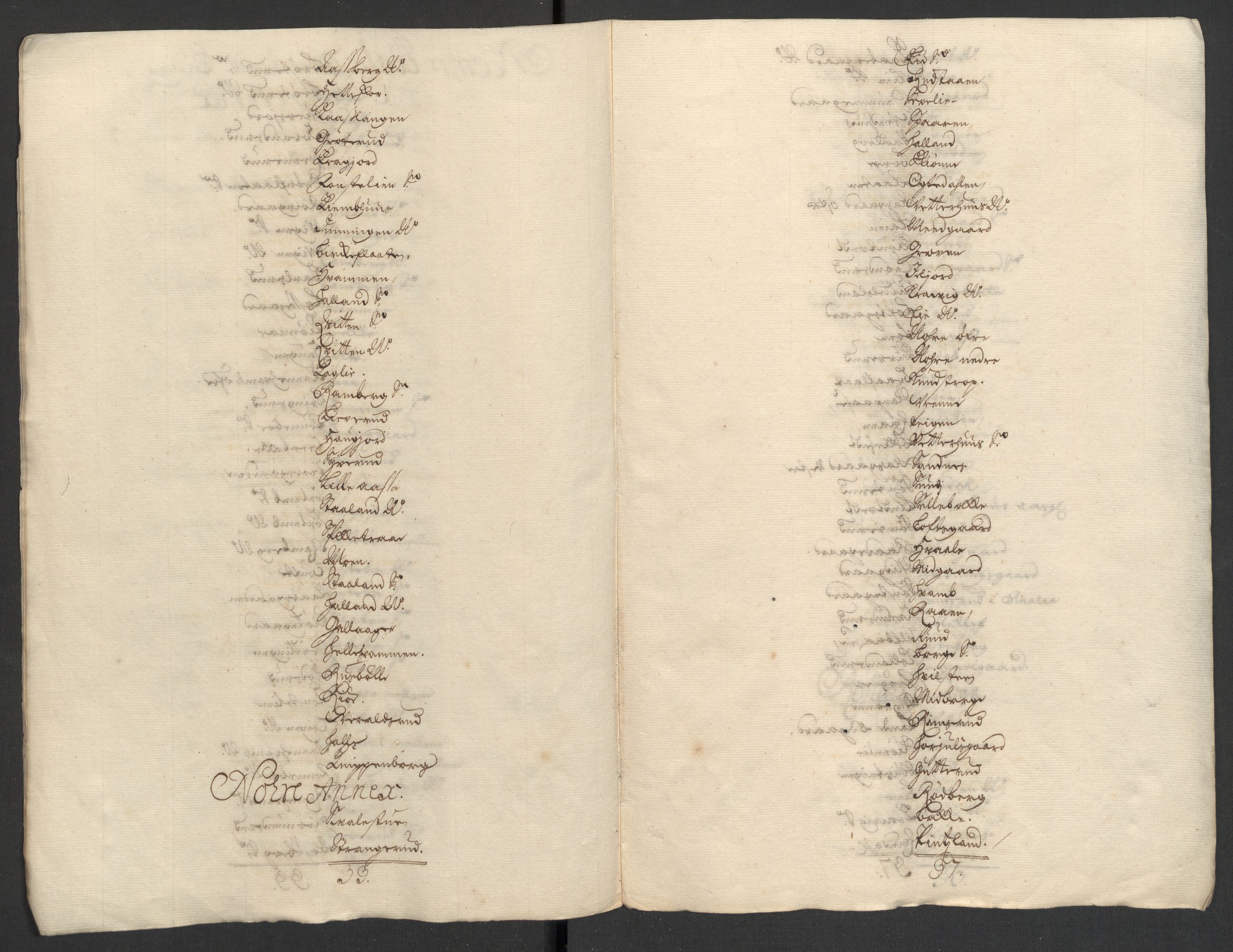Rentekammeret inntil 1814, Reviderte regnskaper, Fogderegnskap, AV/RA-EA-4092/R24/L1578: Fogderegnskap Numedal og Sandsvær, 1698-1700, s. 12