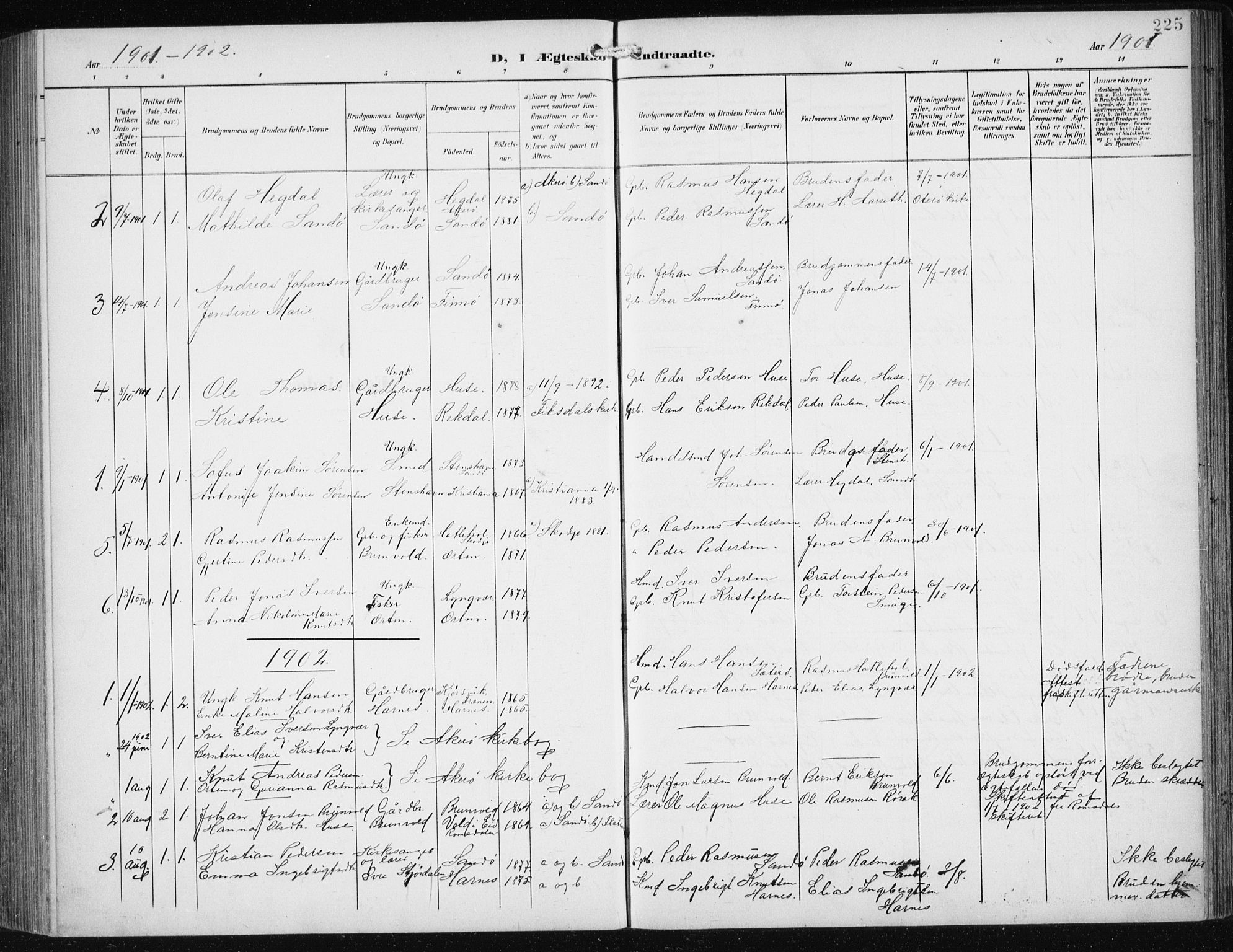 Ministerialprotokoller, klokkerbøker og fødselsregistre - Møre og Romsdal, AV/SAT-A-1454/561/L0733: Klokkerbok nr. 561C03, 1900-1940, s. 225