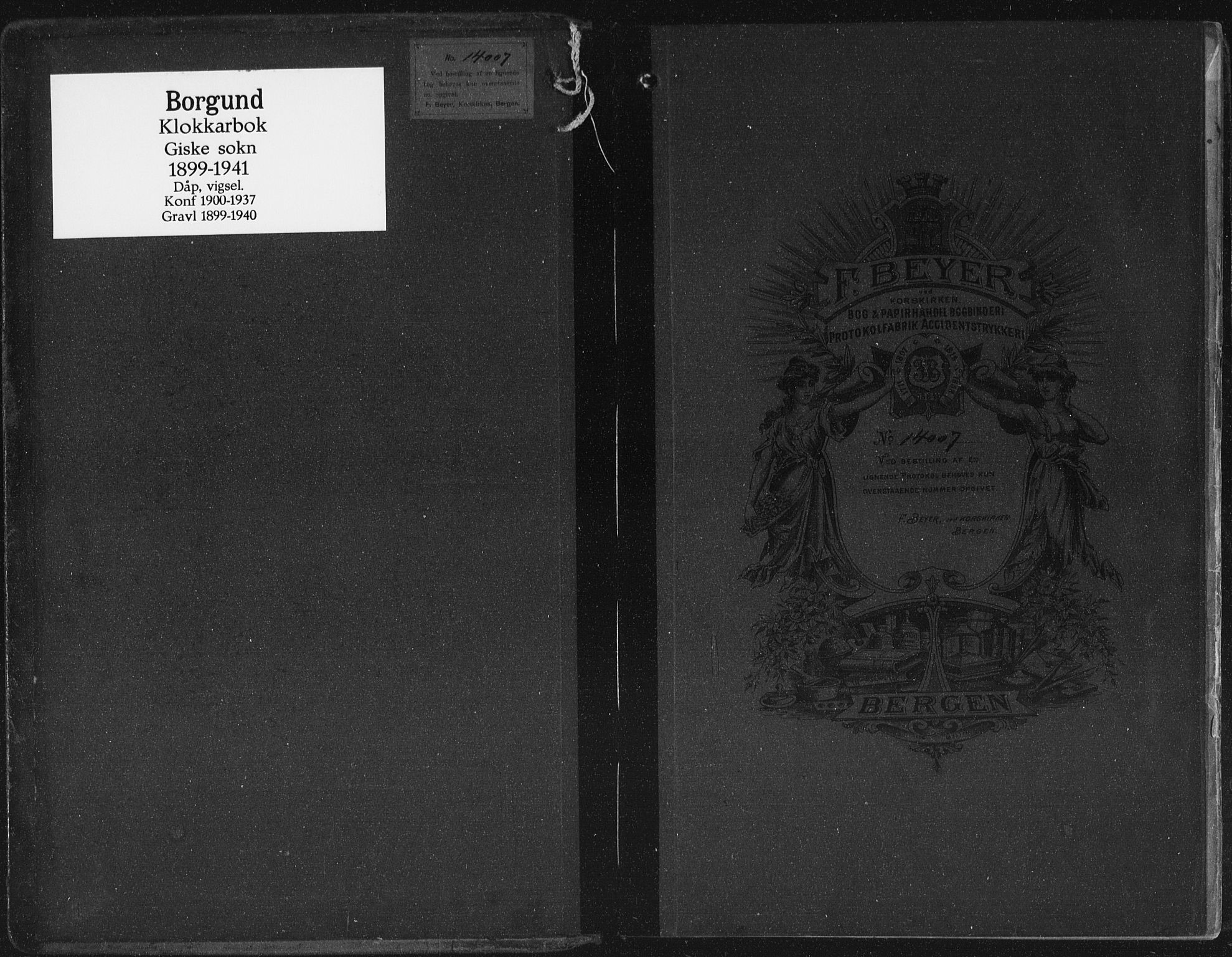 Ministerialprotokoller, klokkerbøker og fødselsregistre - Møre og Romsdal, SAT/A-1454/534/L0489: Klokkerbok nr. 534C01, 1899-1941