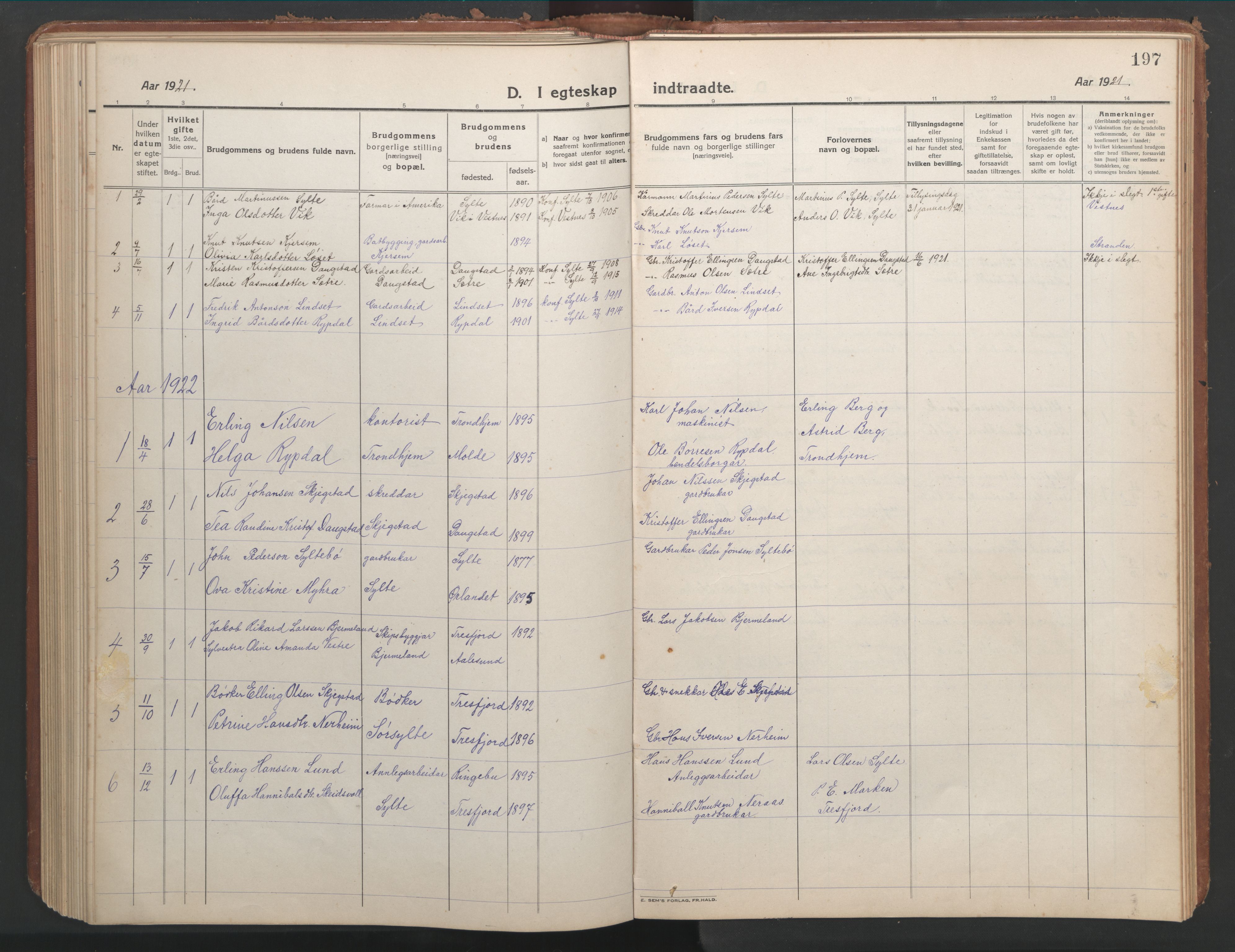 Ministerialprotokoller, klokkerbøker og fødselsregistre - Møre og Romsdal, SAT/A-1454/541/L0548: Klokkerbok nr. 541C03, 1921-1960, s. 197