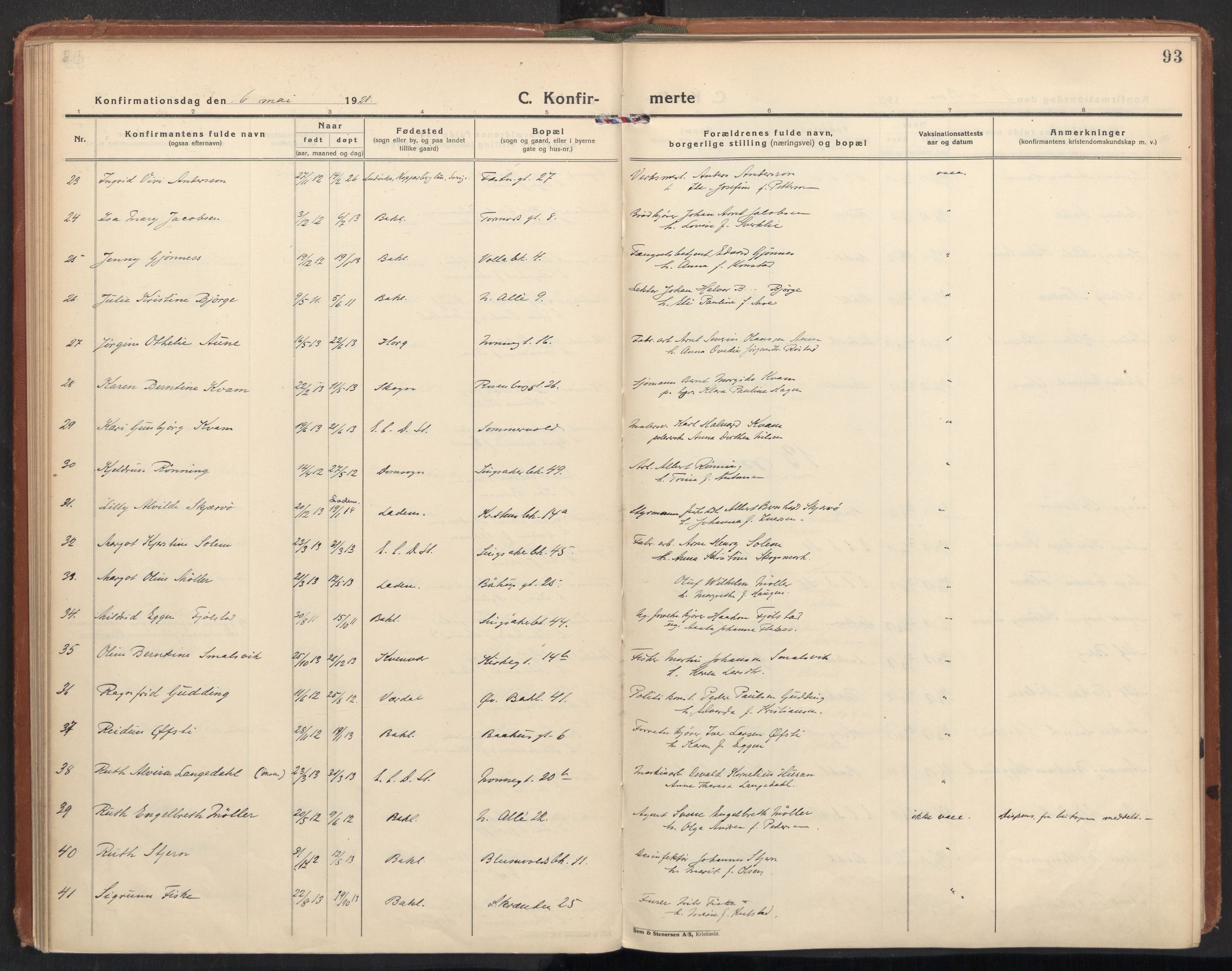 Ministerialprotokoller, klokkerbøker og fødselsregistre - Sør-Trøndelag, AV/SAT-A-1456/604/L0208: Ministerialbok nr. 604A28, 1923-1937, s. 93