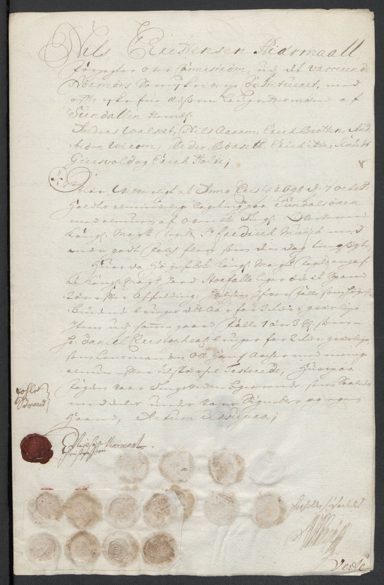Rentekammeret inntil 1814, Reviderte regnskaper, Fogderegnskap, RA/EA-4092/R56/L3737: Fogderegnskap Nordmøre, 1697-1698, s. 310