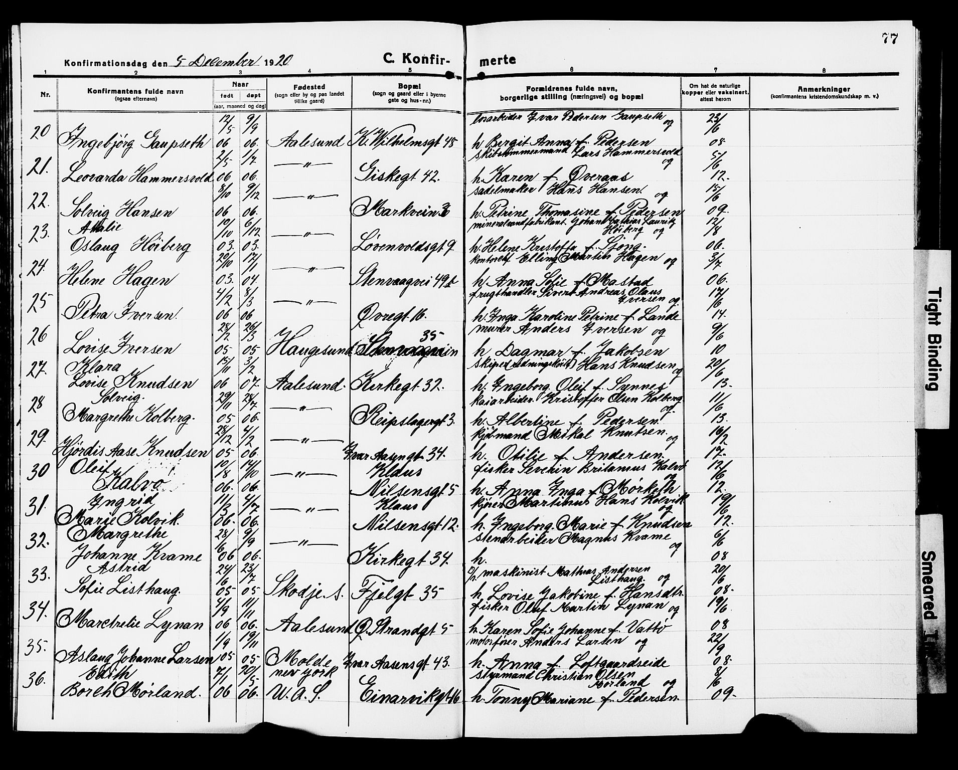 Ministerialprotokoller, klokkerbøker og fødselsregistre - Møre og Romsdal, AV/SAT-A-1454/529/L0472: Klokkerbok nr. 529C09, 1917-1929, s. 77