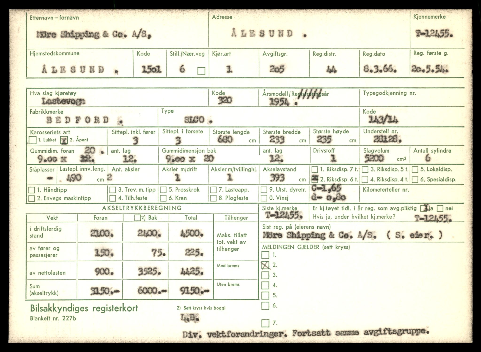 Møre og Romsdal vegkontor - Ålesund trafikkstasjon, AV/SAT-A-4099/F/Fe/L0033: Registreringskort for kjøretøy T 12151 - T 12474, 1927-1998, s. 3427