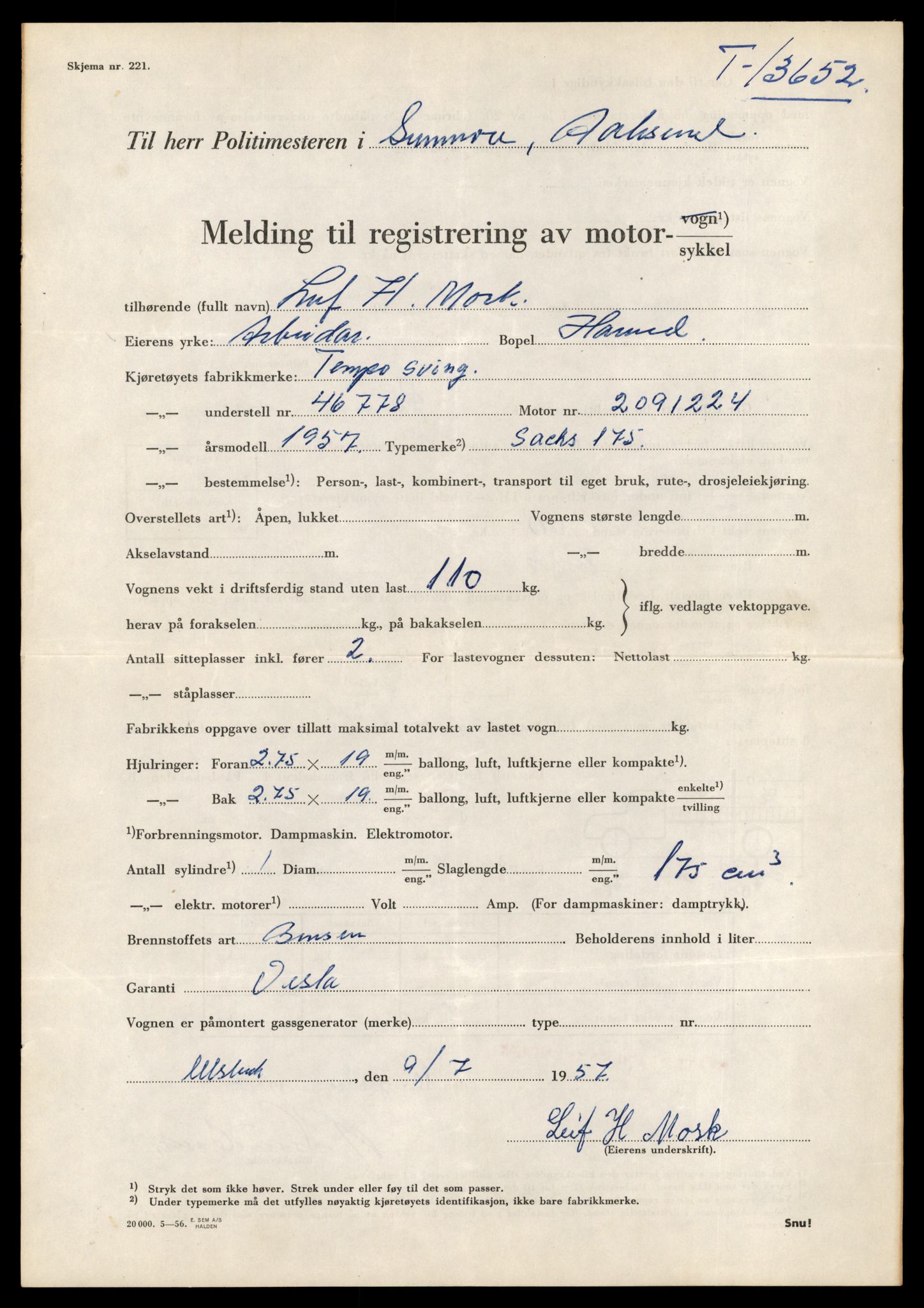 Møre og Romsdal vegkontor - Ålesund trafikkstasjon, AV/SAT-A-4099/F/Fe/L0040: Registreringskort for kjøretøy T 13531 - T 13709, 1927-1998, s. 2139