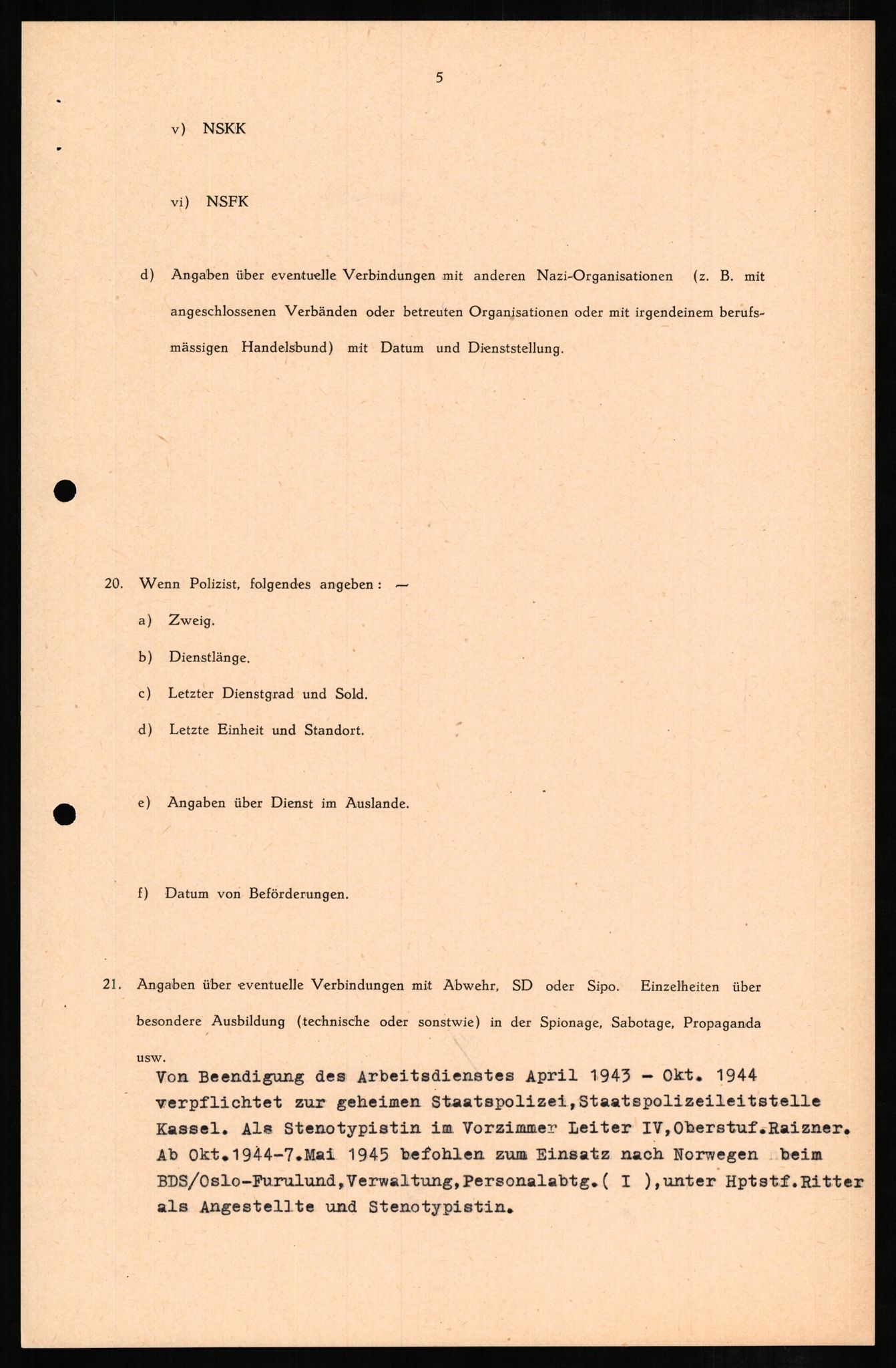 Forsvaret, Forsvarets overkommando II, AV/RA-RAFA-3915/D/Db/L0007: CI Questionaires. Tyske okkupasjonsstyrker i Norge. Tyskere., 1945-1946, s. 427