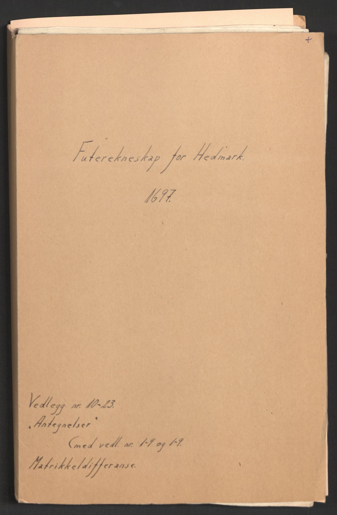 Rentekammeret inntil 1814, Reviderte regnskaper, Fogderegnskap, RA/EA-4092/R16/L1037: Fogderegnskap Hedmark, 1697-1698, s. 125