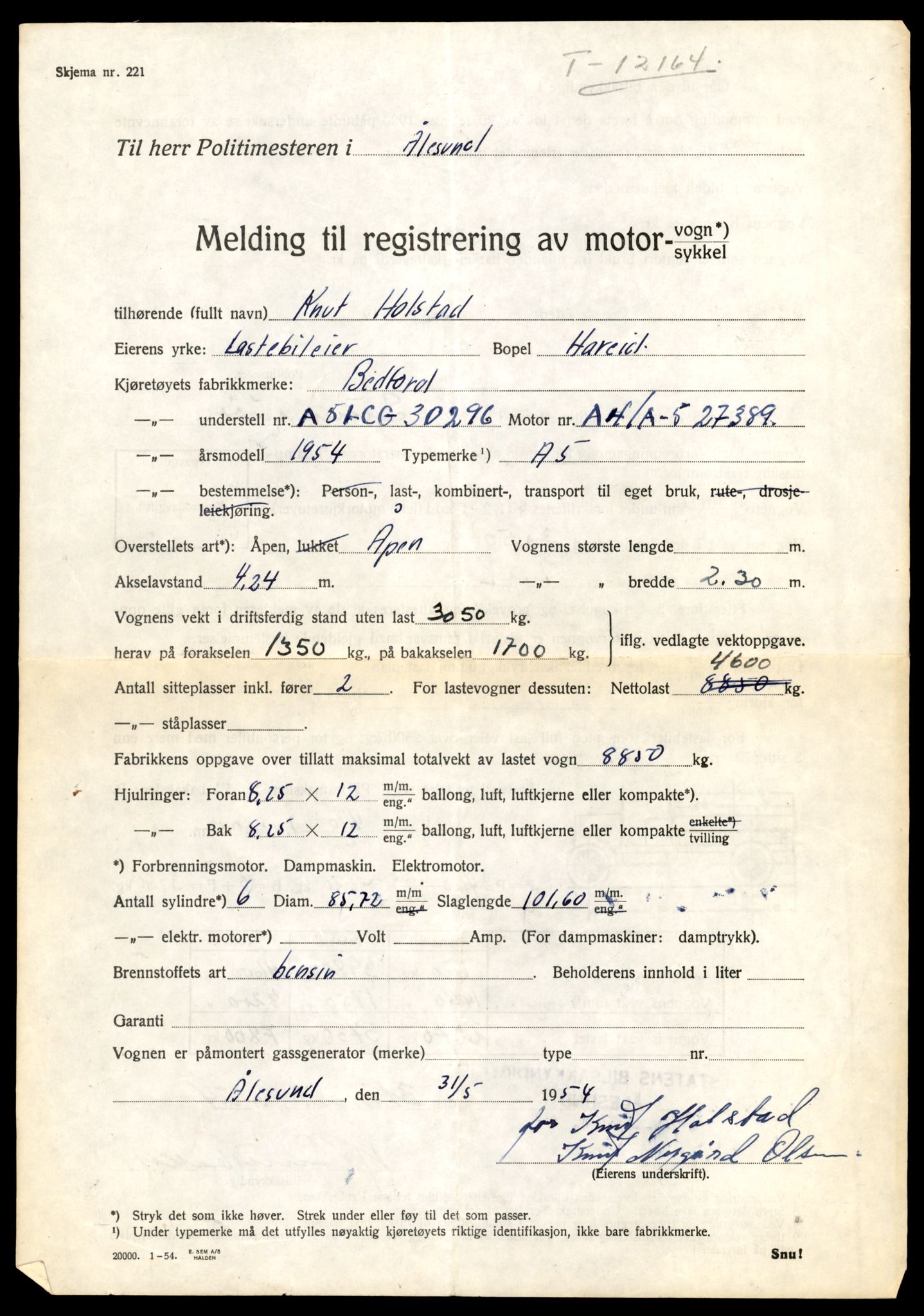 Møre og Romsdal vegkontor - Ålesund trafikkstasjon, SAT/A-4099/F/Fe/L0032: Registreringskort for kjøretøy T 11997 - T 12149, 1927-1998, s. 2381