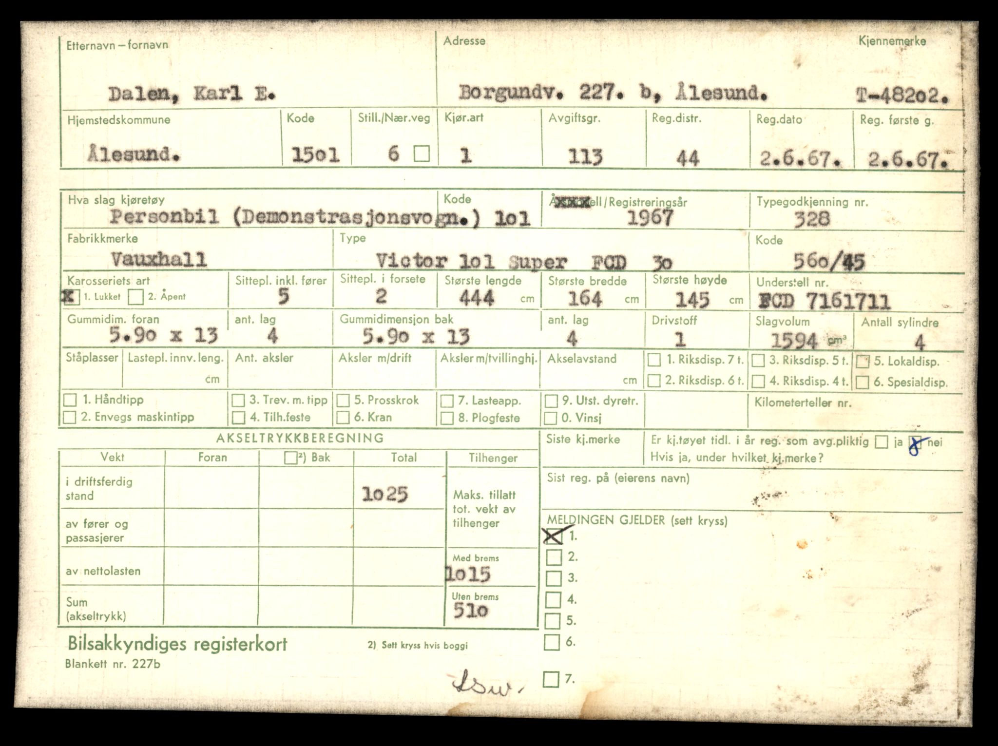 Møre og Romsdal vegkontor - Ålesund trafikkstasjon, AV/SAT-A-4099/F/Fe/L0091: Registreringskort for kjøretøy T 48202 - T 49435, 1927-1998, s. 3