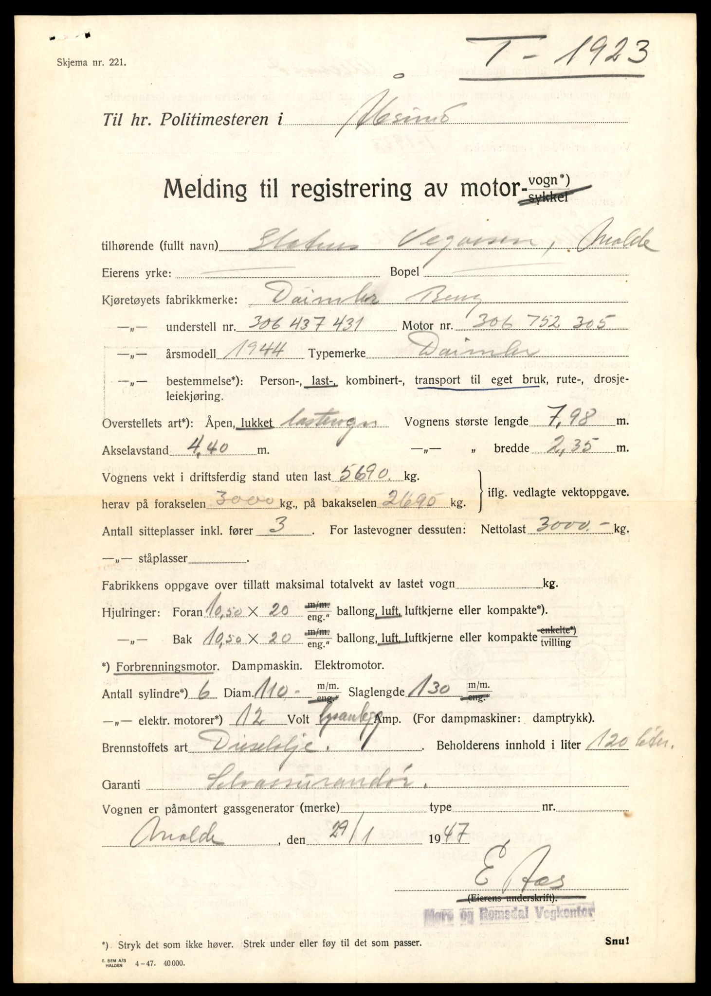Møre og Romsdal vegkontor - Ålesund trafikkstasjon, AV/SAT-A-4099/F/Fe/L0033: Registreringskort for kjøretøy T 12151 - T 12474, 1927-1998, s. 2923