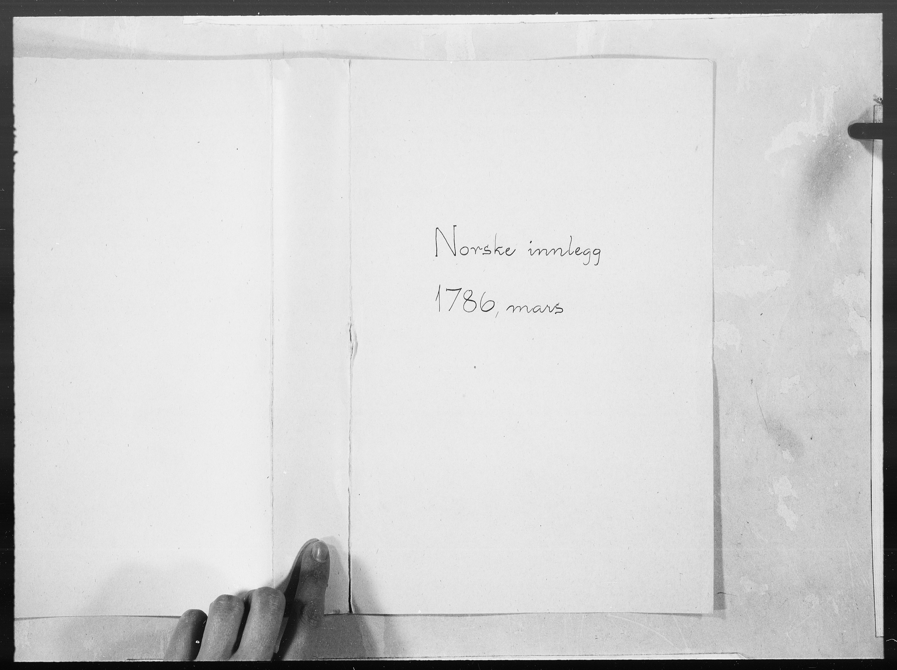 Danske Kanselli 1572-1799, AV/RA-EA-3023/F/Fc/Fcc/Fcca/L0259: Norske innlegg 1572-1799, 1786, s. 297