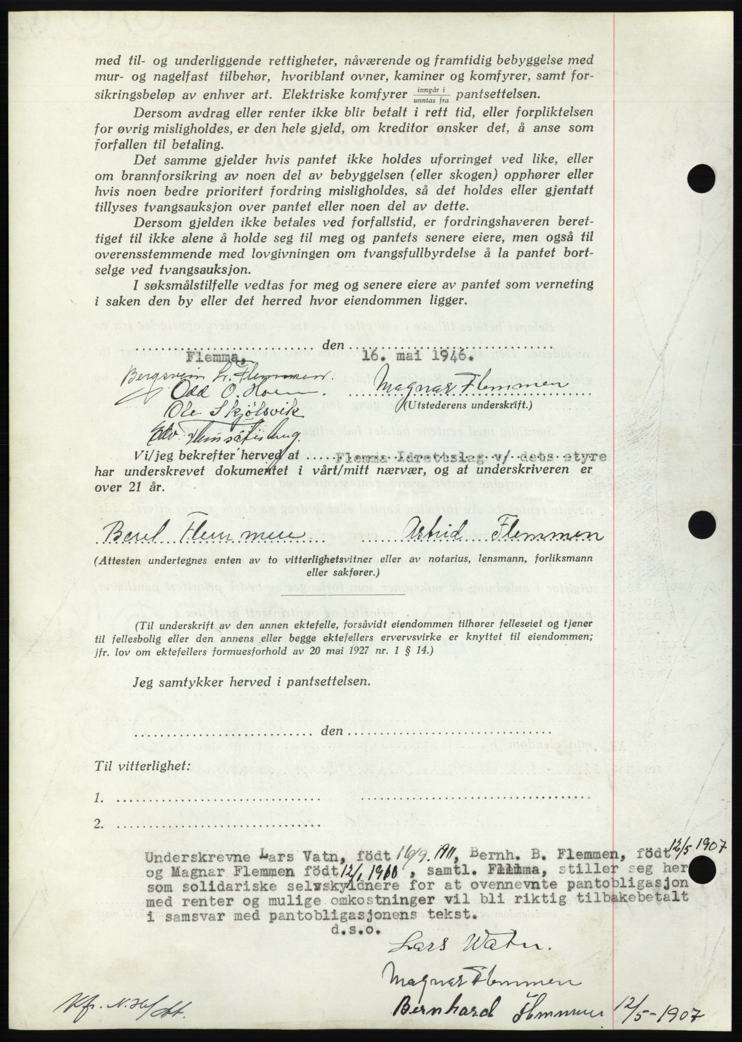 Nordmøre sorenskriveri, AV/SAT-A-4132/1/2/2Ca: Pantebok nr. B94, 1946-1946, Dagboknr: 1676/1946