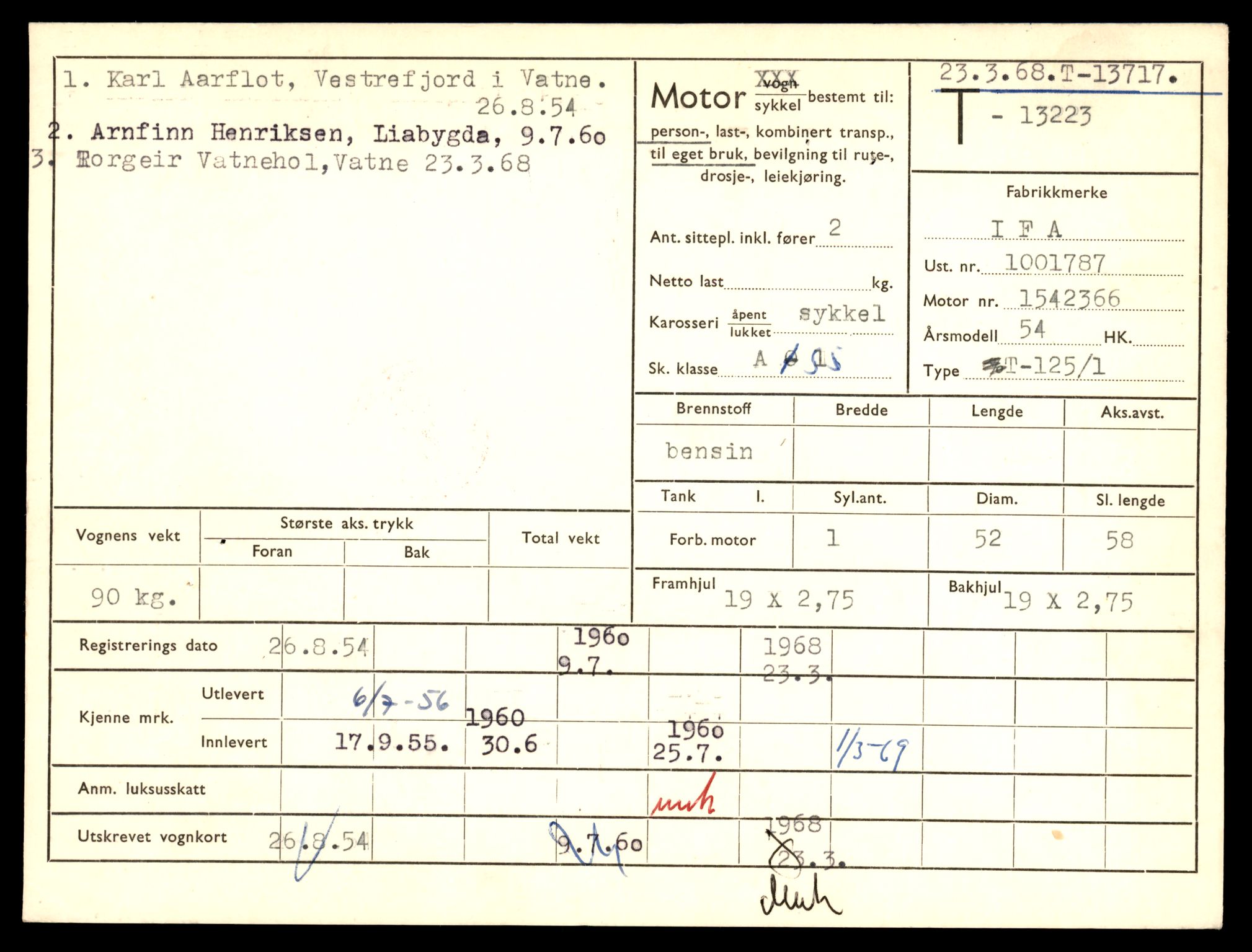 Møre og Romsdal vegkontor - Ålesund trafikkstasjon, AV/SAT-A-4099/F/Fe/L0041: Registreringskort for kjøretøy T 13710 - T 13905, 1927-1998, s. 133