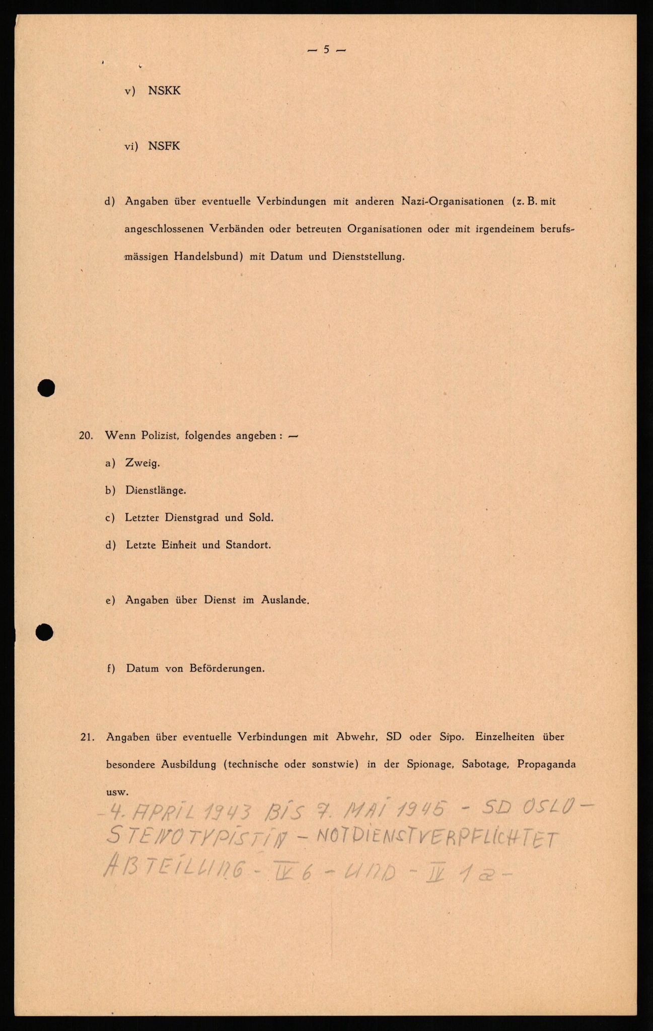 Forsvaret, Forsvarets overkommando II, AV/RA-RAFA-3915/D/Db/L0030: CI Questionaires. Tyske okkupasjonsstyrker i Norge. Tyskere., 1945-1946, s. 387