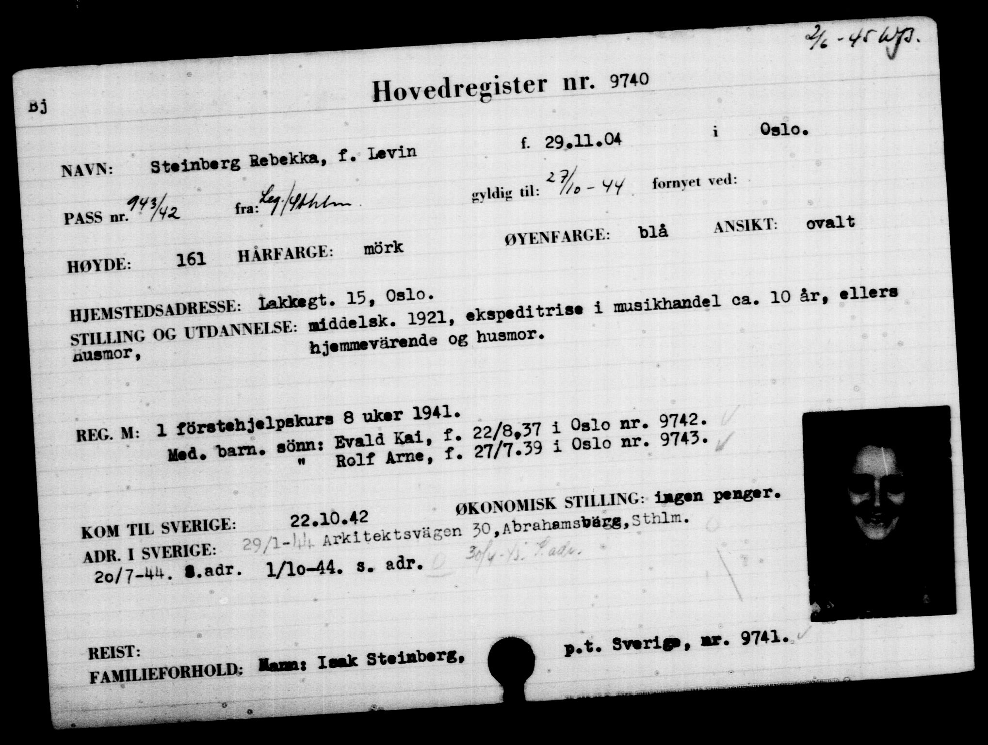 Utenriksstasjonene, Legasjonen i Stockholm, Flyktningkontoret, AV/RA-S-6753/V/Va/L0006: Kjesäterkartoteket, flyktninger med registreringsnr. 9400-12711, 1940-1945, s. 381