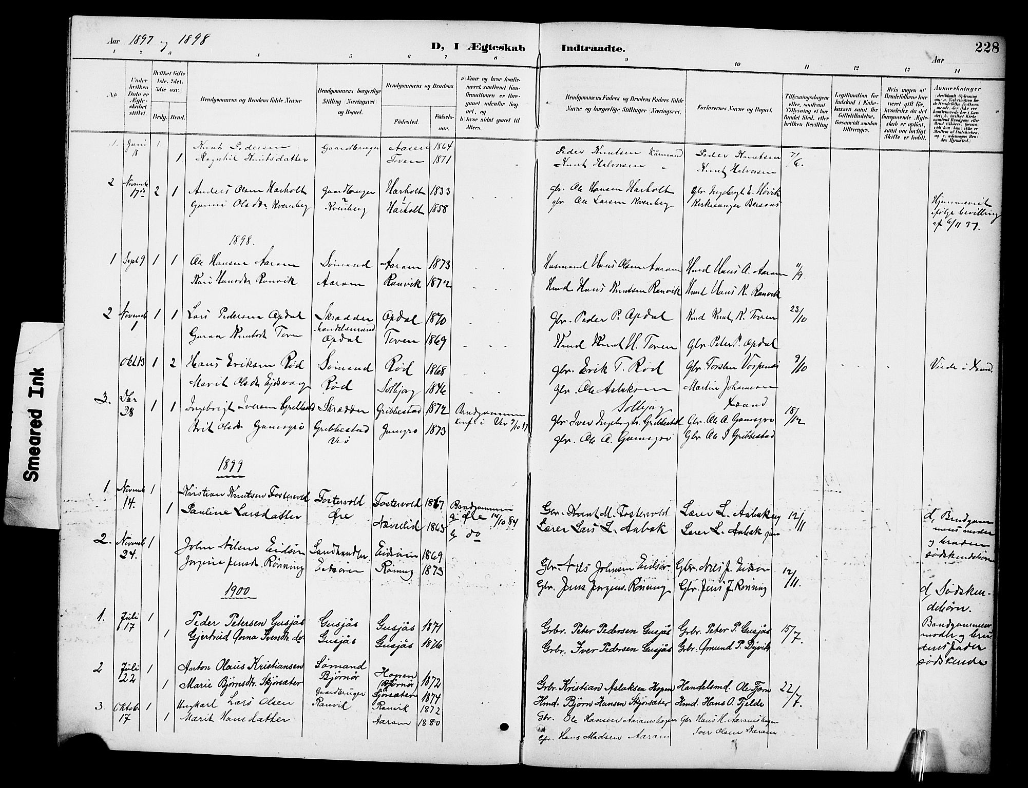 Ministerialprotokoller, klokkerbøker og fødselsregistre - Møre og Romsdal, SAT/A-1454/551/L0632: Klokkerbok nr. 551C04, 1894-1920, s. 228