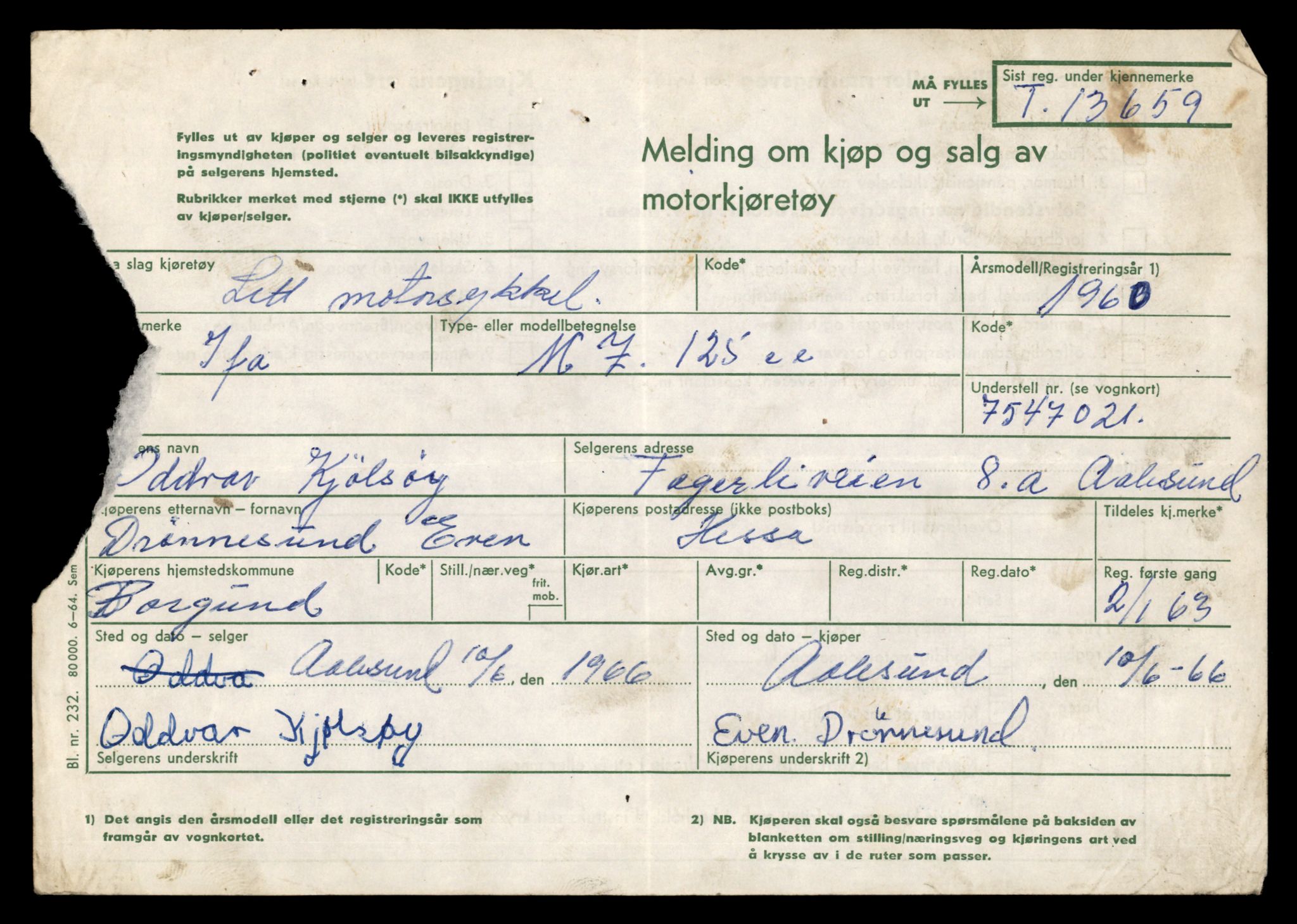 Møre og Romsdal vegkontor - Ålesund trafikkstasjon, AV/SAT-A-4099/F/Fe/L0040: Registreringskort for kjøretøy T 13531 - T 13709, 1927-1998, s. 2265