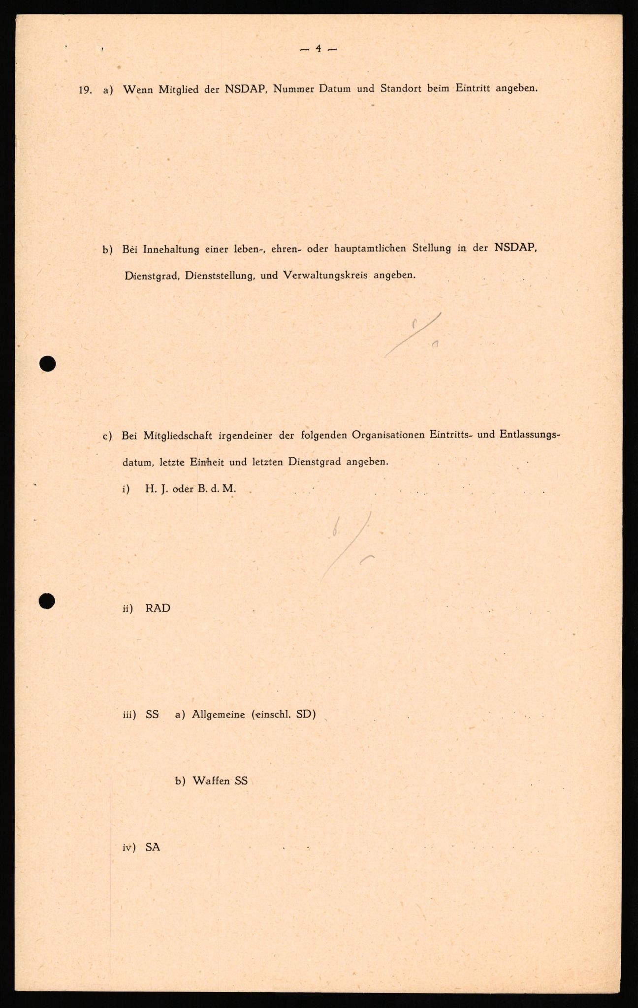 Forsvaret, Forsvarets overkommando II, AV/RA-RAFA-3915/D/Db/L0027: CI Questionaires. Tyske okkupasjonsstyrker i Norge. Tyskere., 1945-1946, s. 56