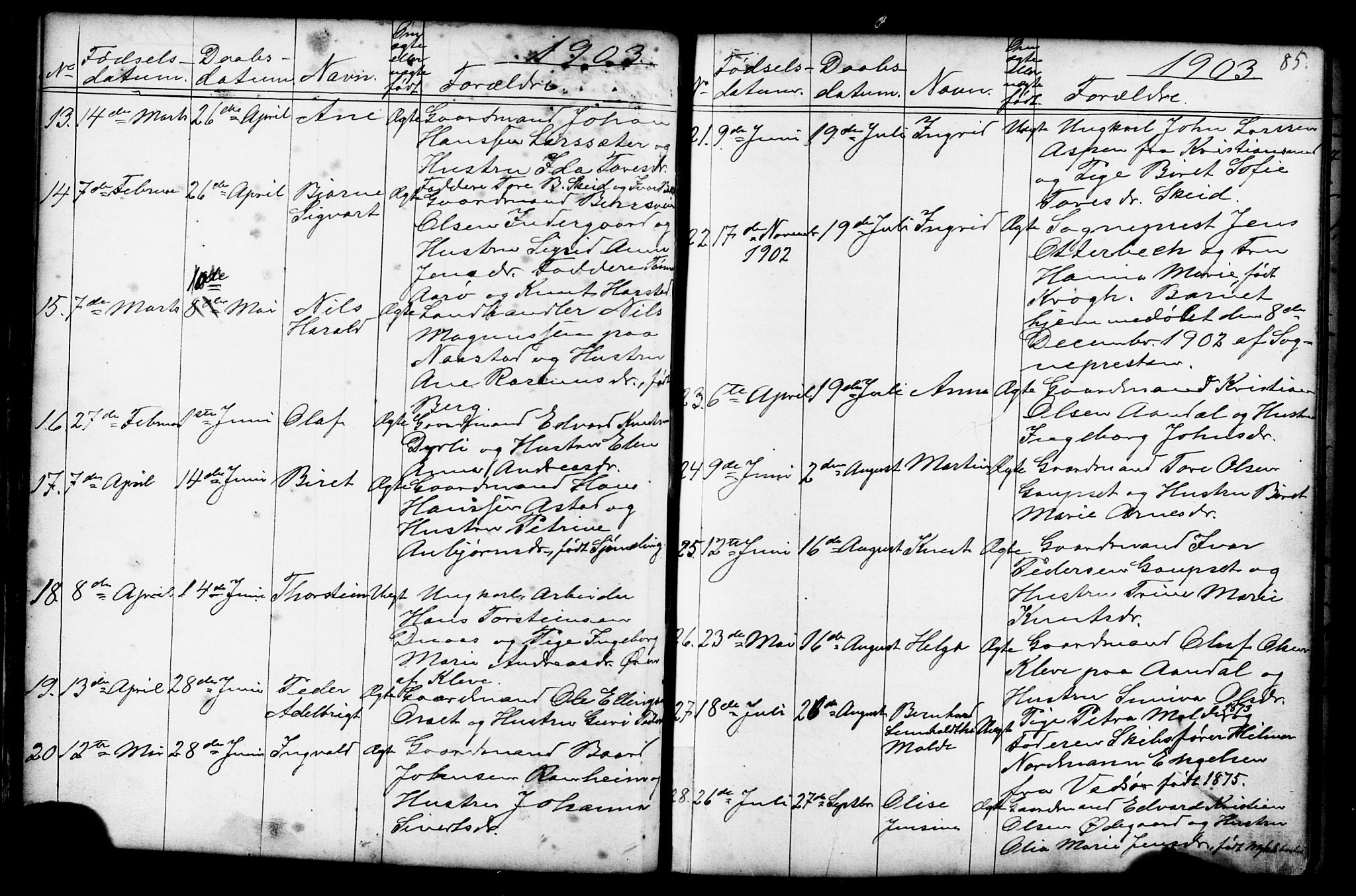 Ministerialprotokoller, klokkerbøker og fødselsregistre - Møre og Romsdal, AV/SAT-A-1454/584/L0969: Klokkerbok nr. 584C02, 1877-1911, s. 85