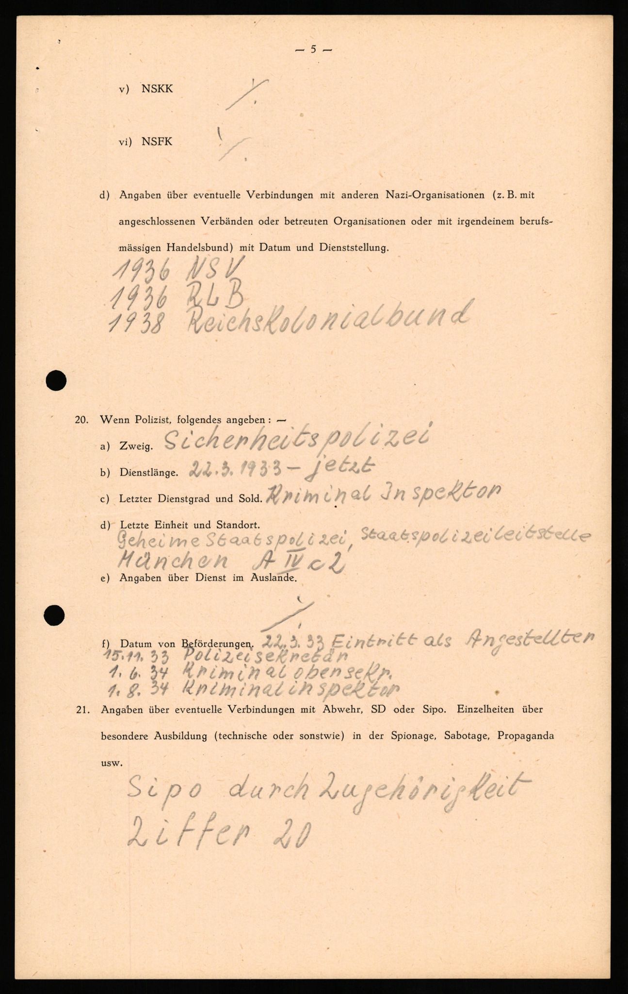 Forsvaret, Forsvarets overkommando II, RA/RAFA-3915/D/Db/L0029: CI Questionaires. Tyske okkupasjonsstyrker i Norge. Tyskere., 1945-1946, s. 40