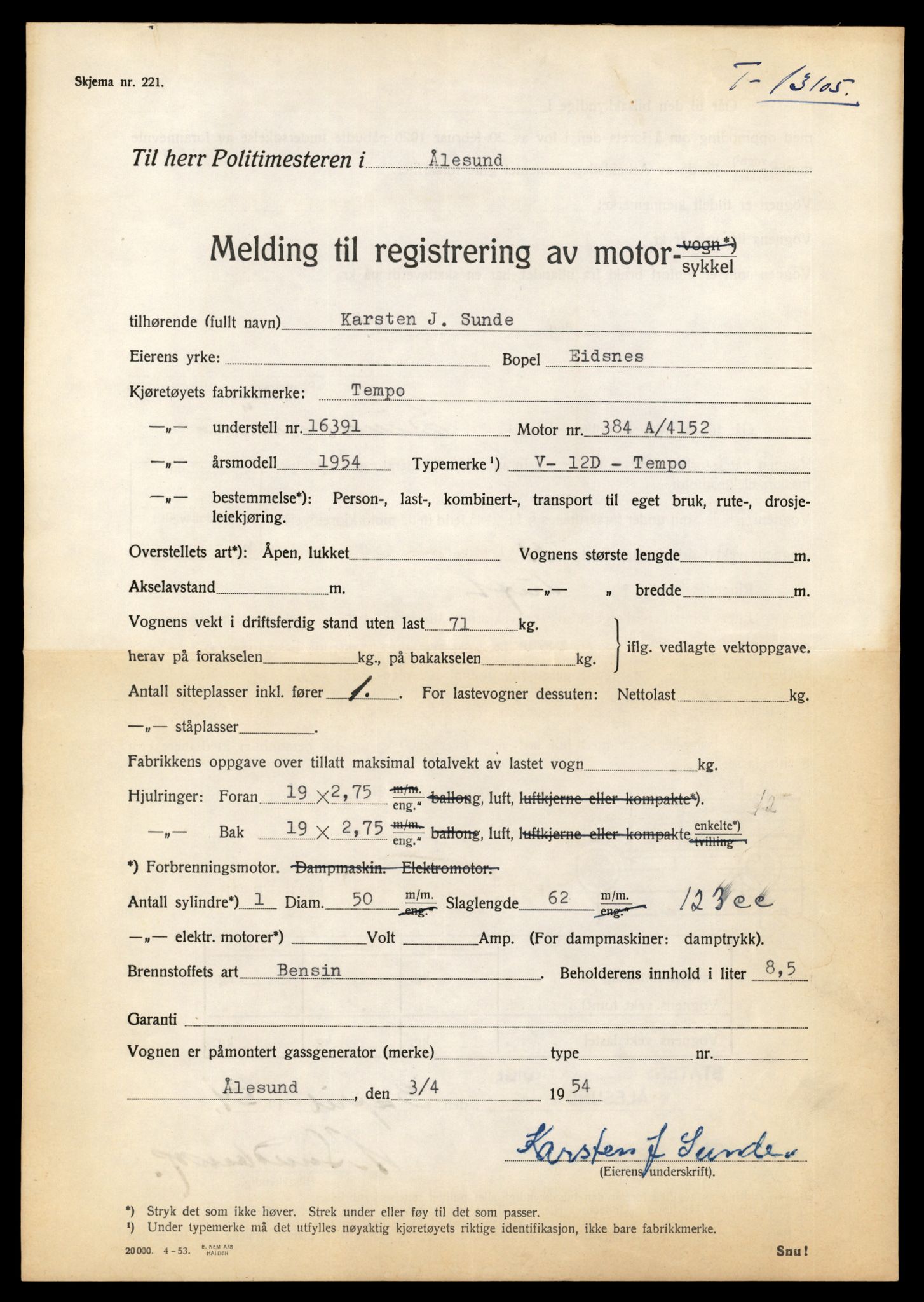 Møre og Romsdal vegkontor - Ålesund trafikkstasjon, AV/SAT-A-4099/F/Fe/L0037: Registreringskort for kjøretøy T 13031 - T 13179, 1927-1998, s. 1482