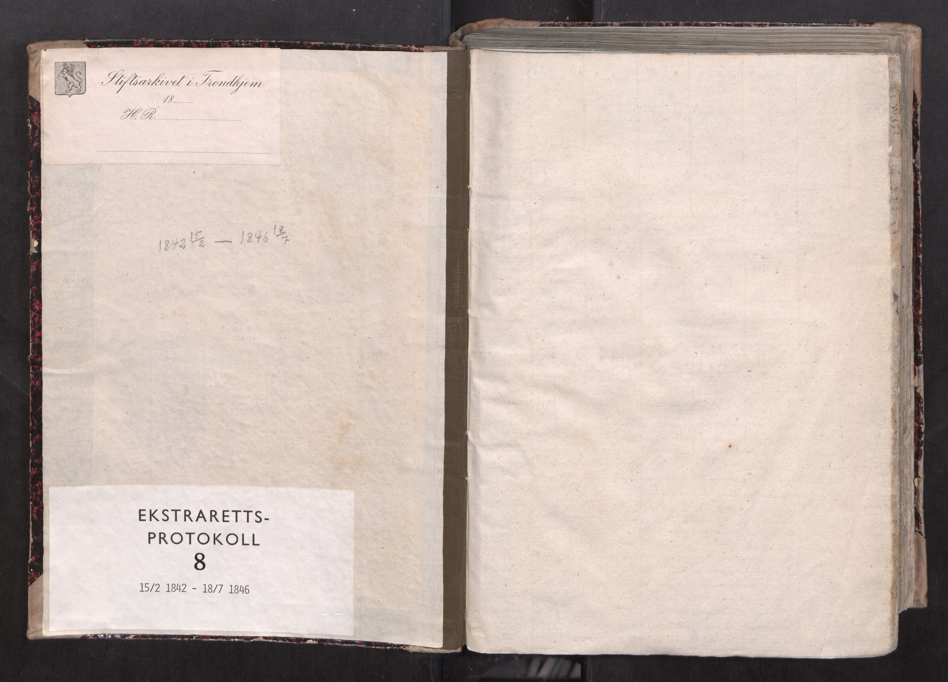 Romsdal sorenskriveri, SAT/A-4149/1/1/1B/L0008: Ekstrarettsprotokoll, 1842-1846