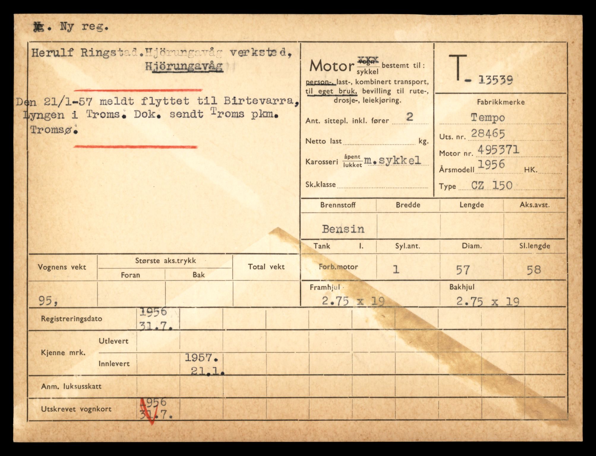 Møre og Romsdal vegkontor - Ålesund trafikkstasjon, AV/SAT-A-4099/F/Fe/L0040: Registreringskort for kjøretøy T 13531 - T 13709, 1927-1998, s. 176