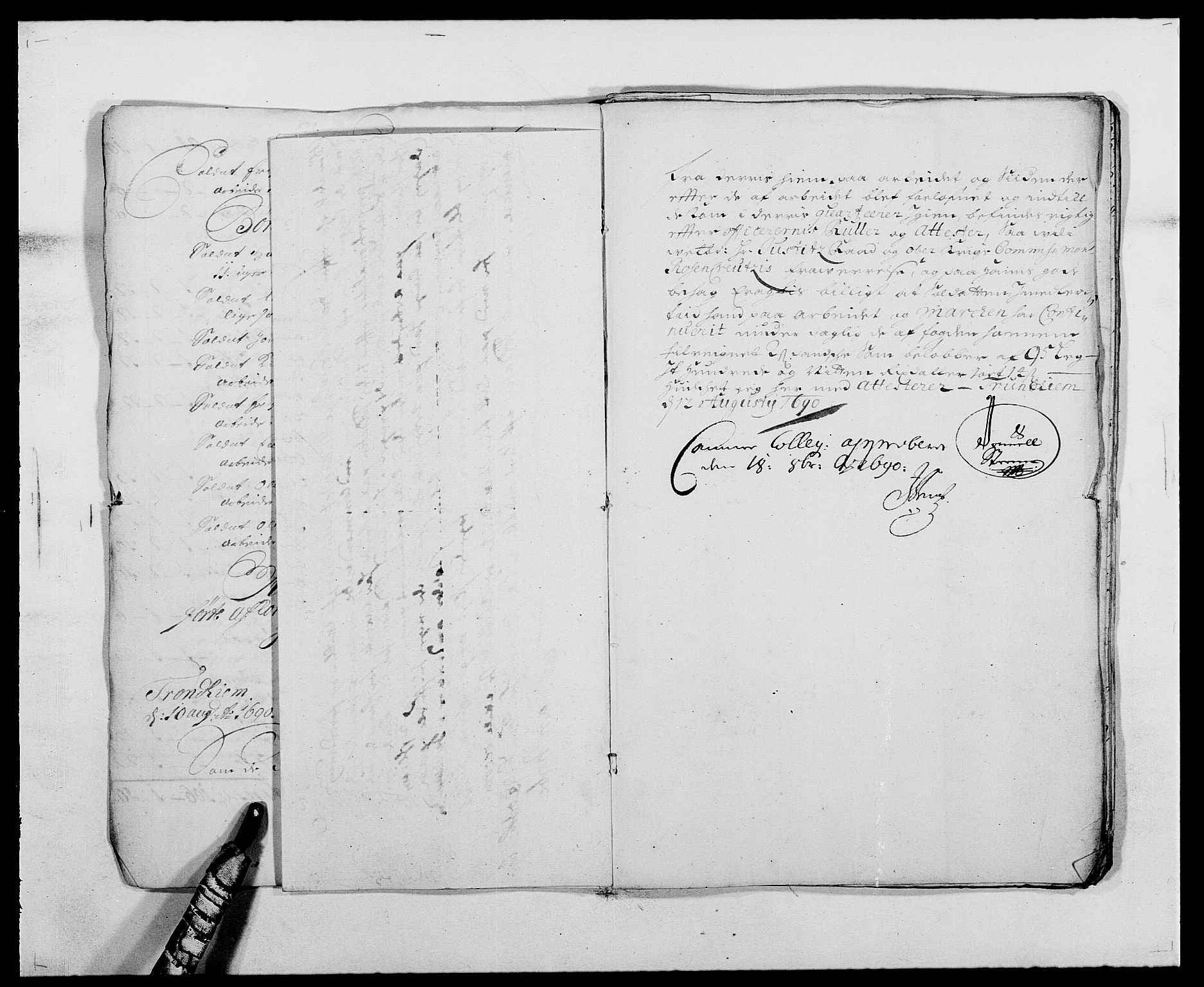 Rentekammeret inntil 1814, Reviderte regnskaper, Fogderegnskap, RA/EA-4092/R61/L4102: Fogderegnskap Strinda og Selbu, 1689-1690, s. 77