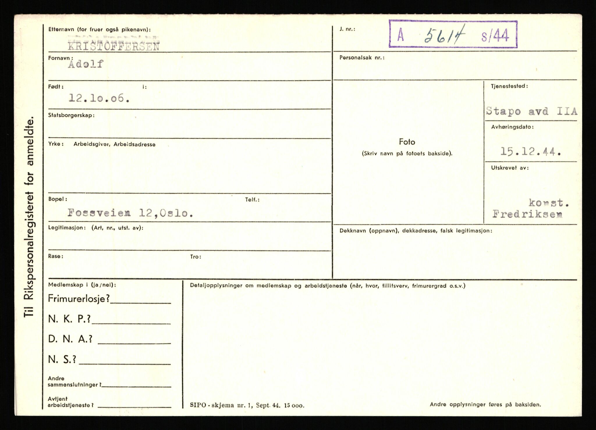 Statspolitiet - Hovedkontoret / Osloavdelingen, AV/RA-S-1329/C/Ca/L0009: Knutsen - Limstrand, 1943-1945, s. 1676