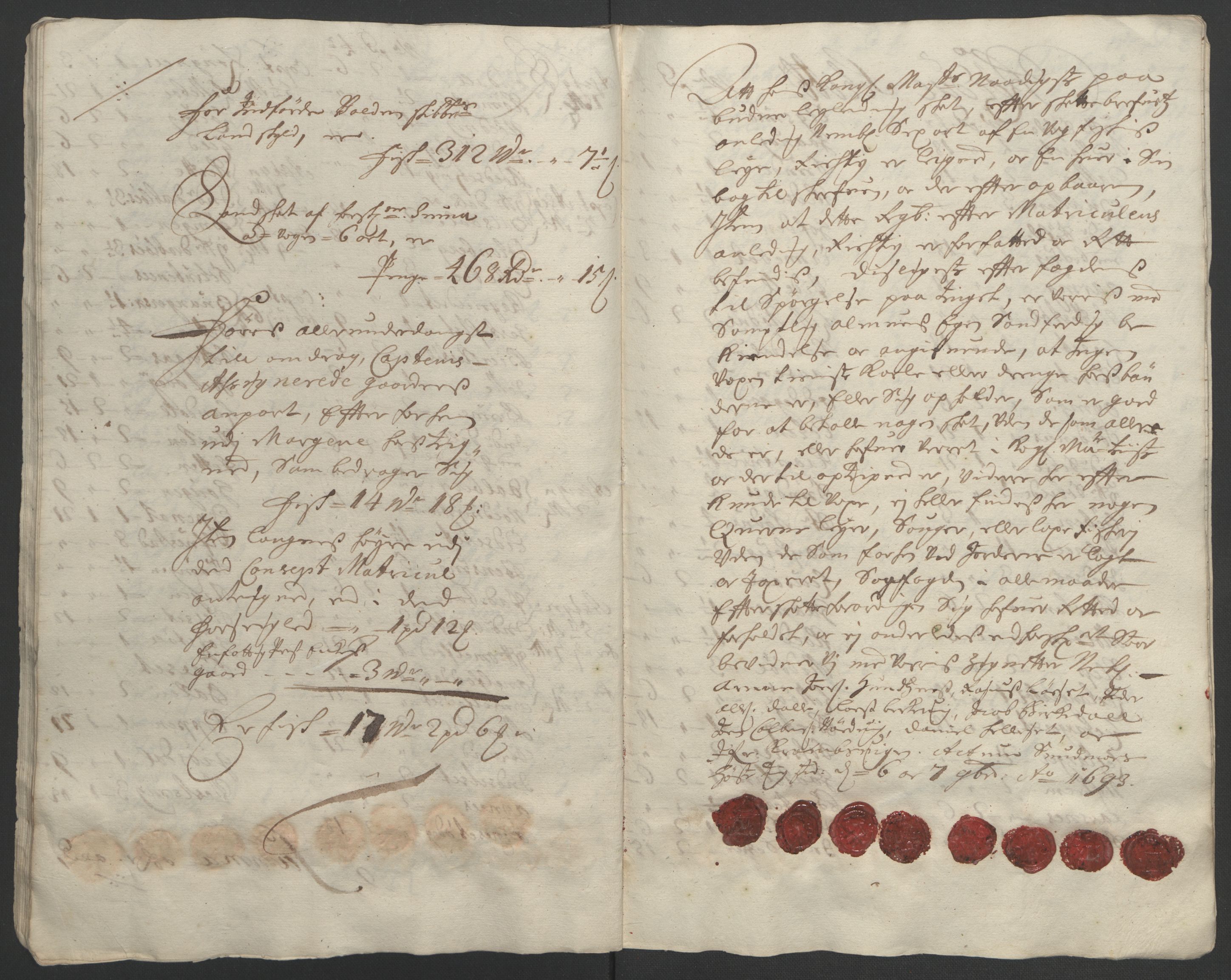 Rentekammeret inntil 1814, Reviderte regnskaper, Fogderegnskap, AV/RA-EA-4092/R54/L3554: Fogderegnskap Sunnmøre, 1691-1693, s. 371