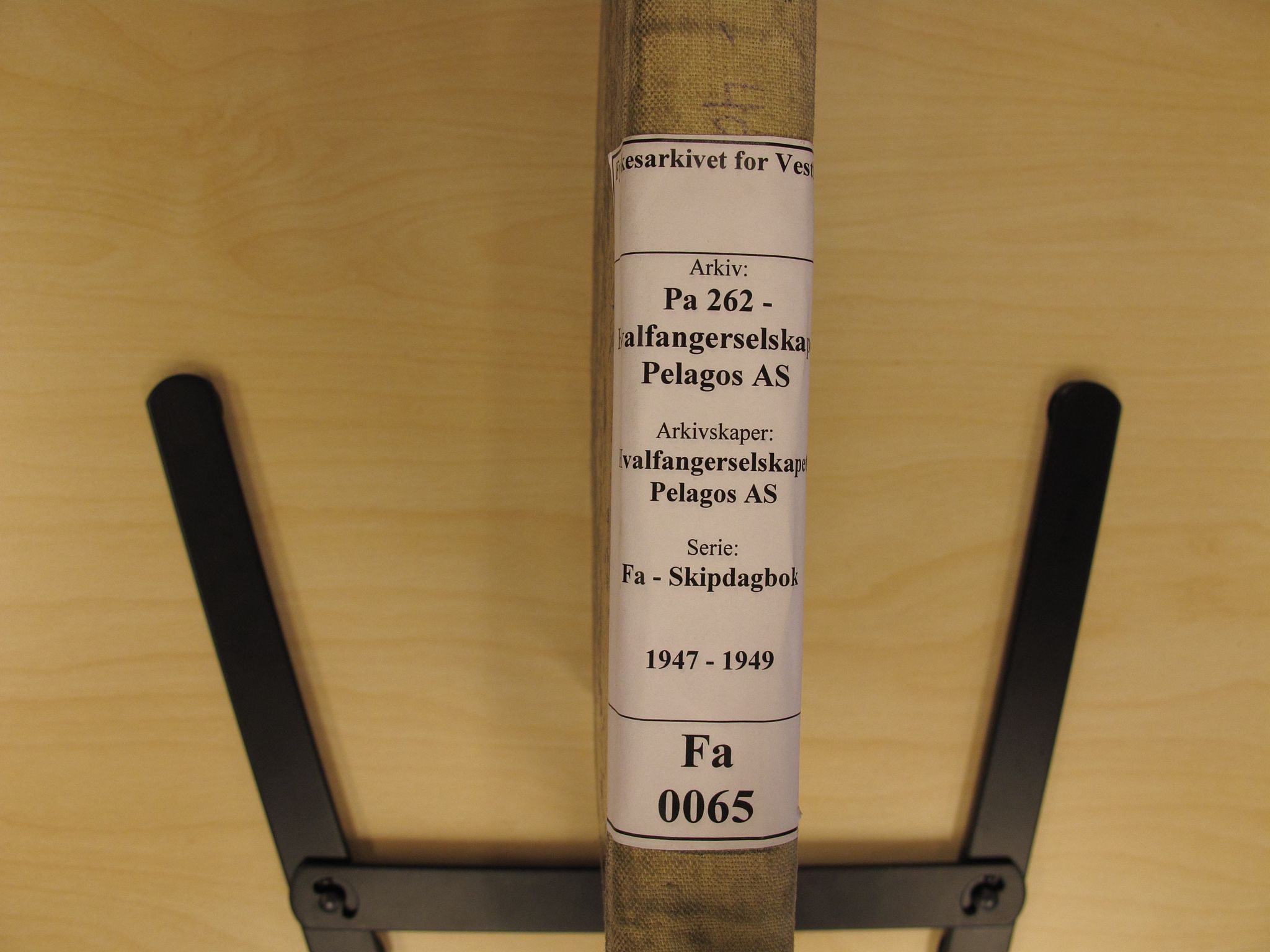 Pa 262 - Hvalfangerselskapet Pelagos AS, VEMU/A-1330/F/Fa/L0065: Gos X, hb - dekksdagbok, 1947-1949