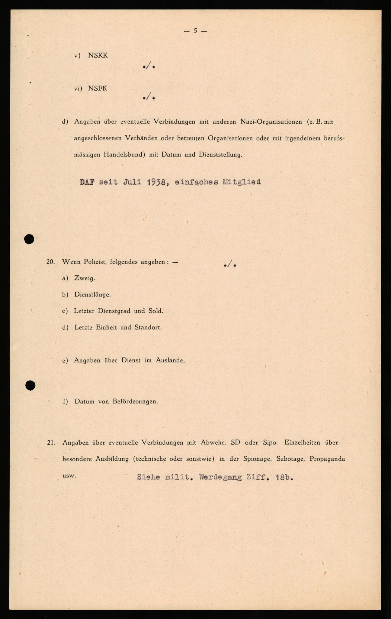 Forsvaret, Forsvarets overkommando II, RA/RAFA-3915/D/Db/L0030: CI Questionaires. Tyske okkupasjonsstyrker i Norge. Tyskere., 1945-1946, s. 330