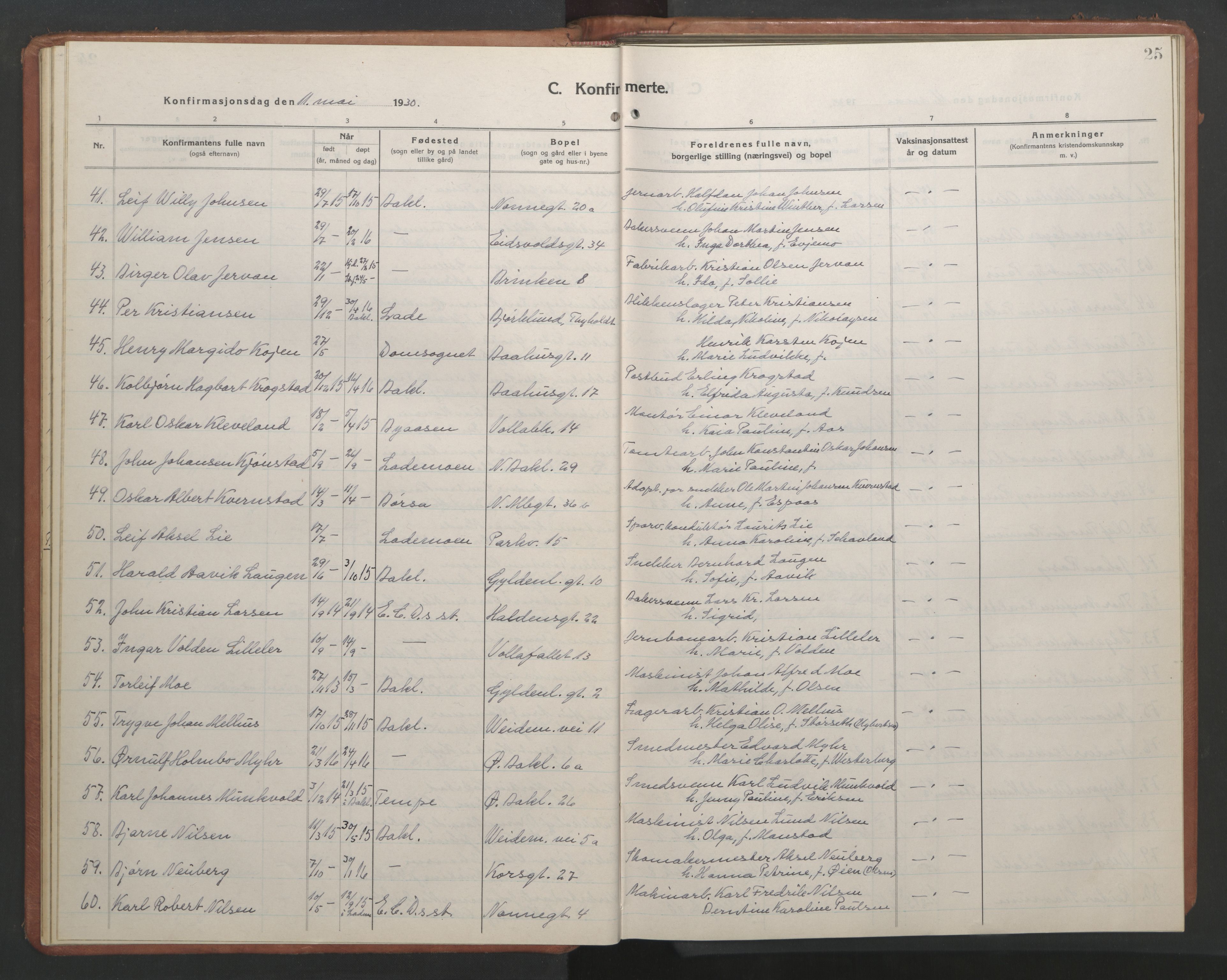 Ministerialprotokoller, klokkerbøker og fødselsregistre - Sør-Trøndelag, AV/SAT-A-1456/604/L0228: Klokkerbok nr. 604C11, 1928-1950, s. 25