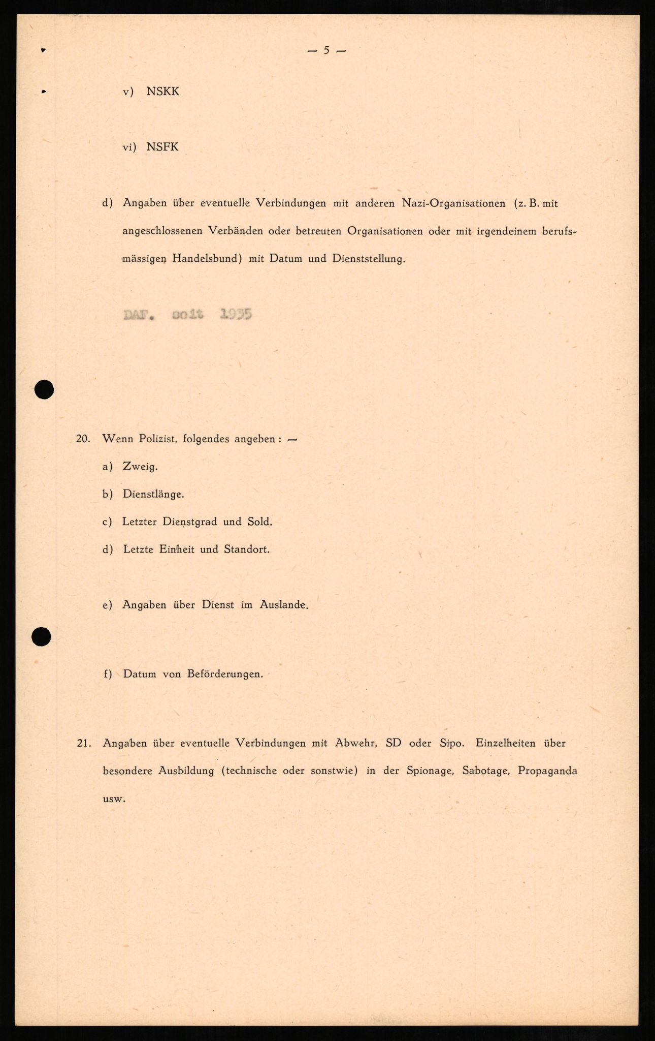 Forsvaret, Forsvarets overkommando II, AV/RA-RAFA-3915/D/Db/L0006: CI Questionaires. Tyske okkupasjonsstyrker i Norge. Tyskere., 1945-1946, s. 170