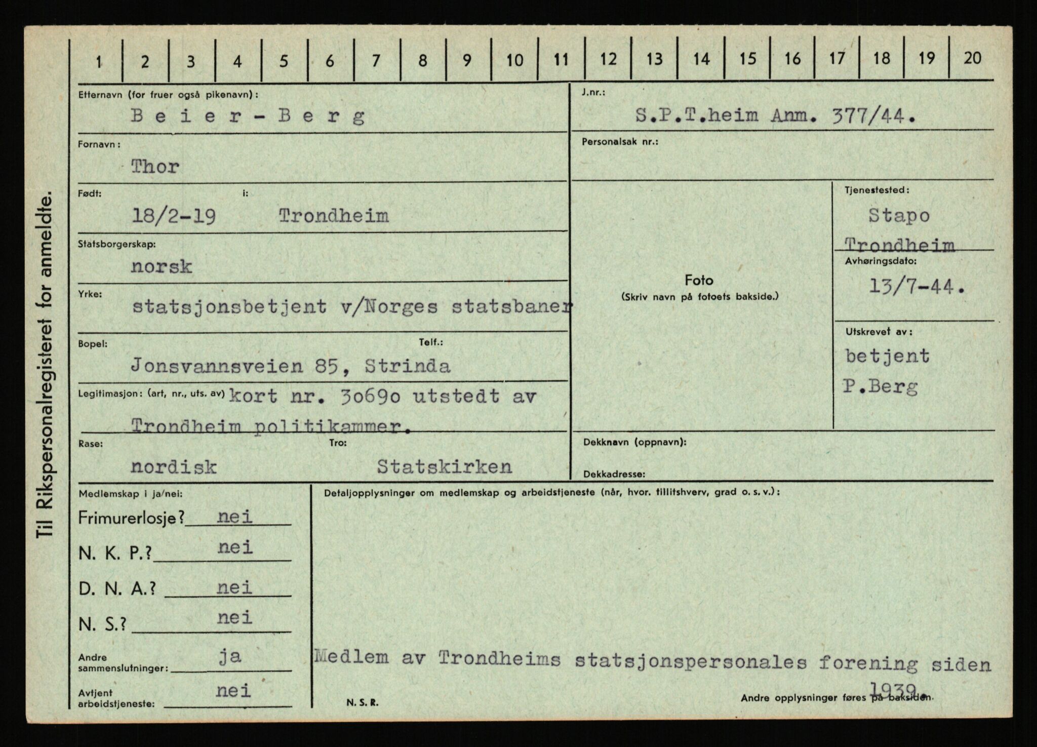 Statspolitiet - Hovedkontoret / Osloavdelingen, AV/RA-S-1329/C/Ca/L0002: Arneberg - Brand, 1943-1945, s. 1661