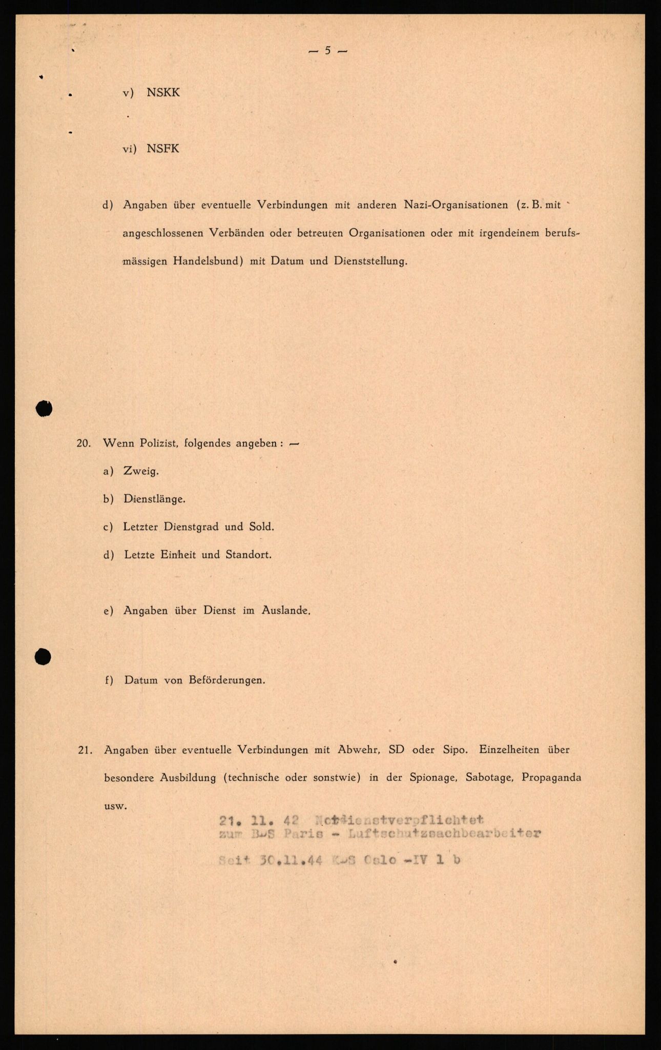 Forsvaret, Forsvarets overkommando II, RA/RAFA-3915/D/Db/L0031: CI Questionaires. Tyske okkupasjonsstyrker i Norge. Tyskere., 1945-1946, s. 156