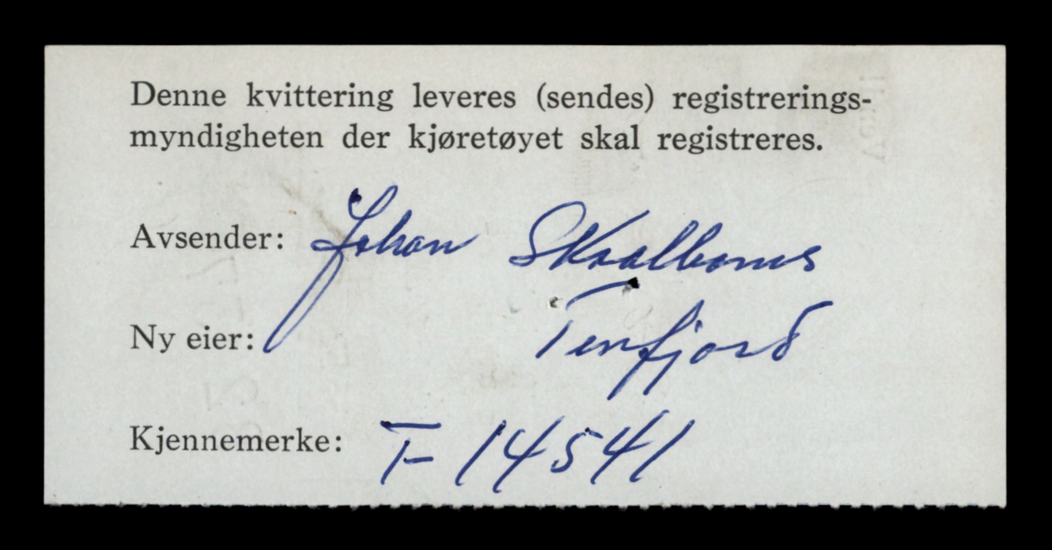 Møre og Romsdal vegkontor - Ålesund trafikkstasjon, AV/SAT-A-4099/F/Fe/L0046: Registreringskort for kjøretøy T 14445 - T 14579, 1927-1998