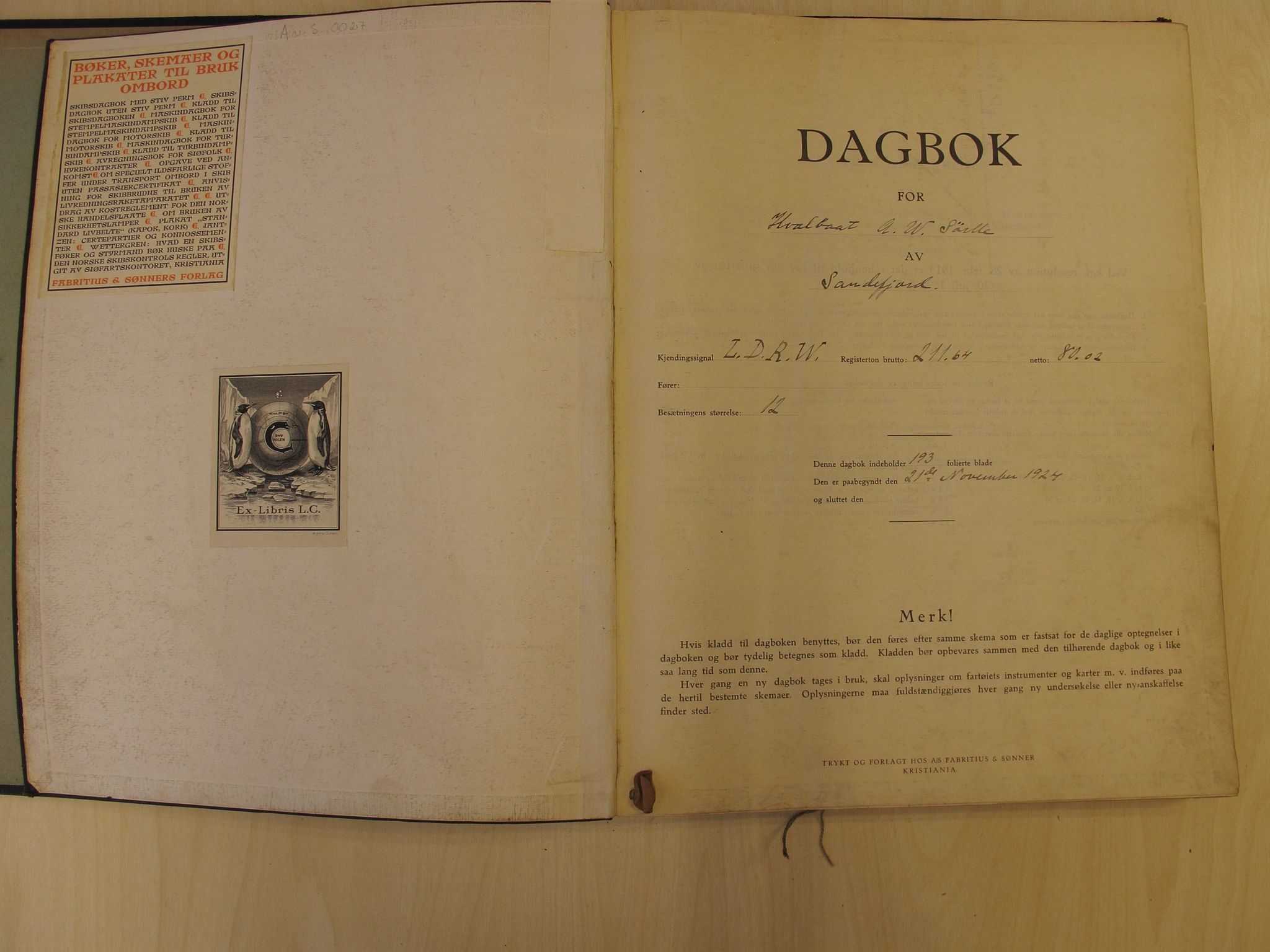 Skipsjournaler. Hvalfangstmuseet, VEMU/ARS-A-1030/F/L0013: A.W. Sørlie, D/S, hvalfanger, Sandefjord, 1924-1930