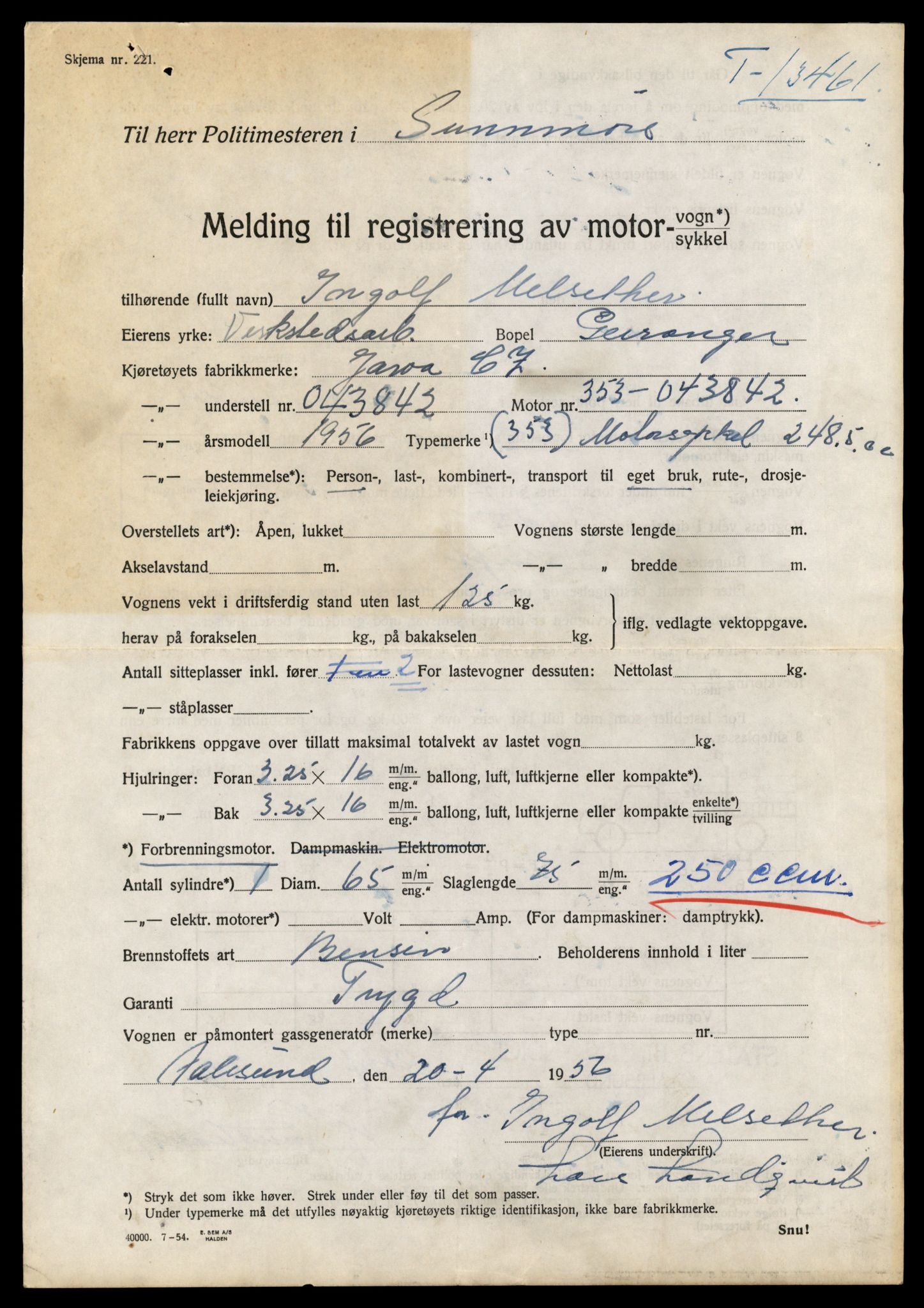 Møre og Romsdal vegkontor - Ålesund trafikkstasjon, AV/SAT-A-4099/F/Fe/L0040: Registreringskort for kjøretøy T 13531 - T 13709, 1927-1998, s. 1286