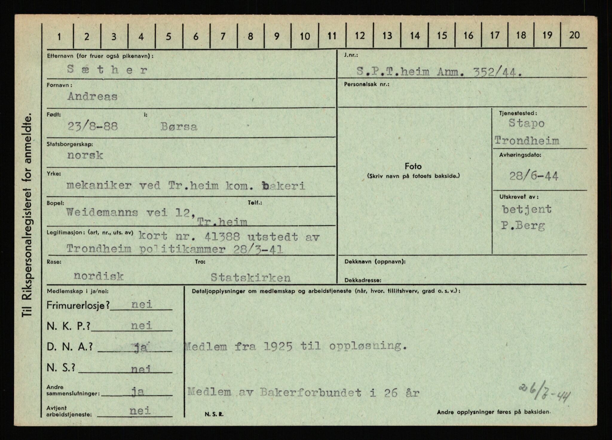 Statspolitiet - Hovedkontoret / Osloavdelingen, AV/RA-S-1329/C/Ca/L0015: Svea - Tøsse, 1943-1945, s. 974