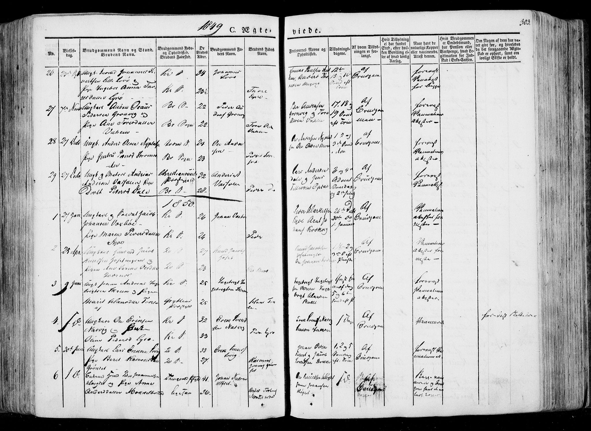 Ministerialprotokoller, klokkerbøker og fødselsregistre - Møre og Romsdal, SAT/A-1454/568/L0803: Ministerialbok nr. 568A10, 1830-1853, s. 303