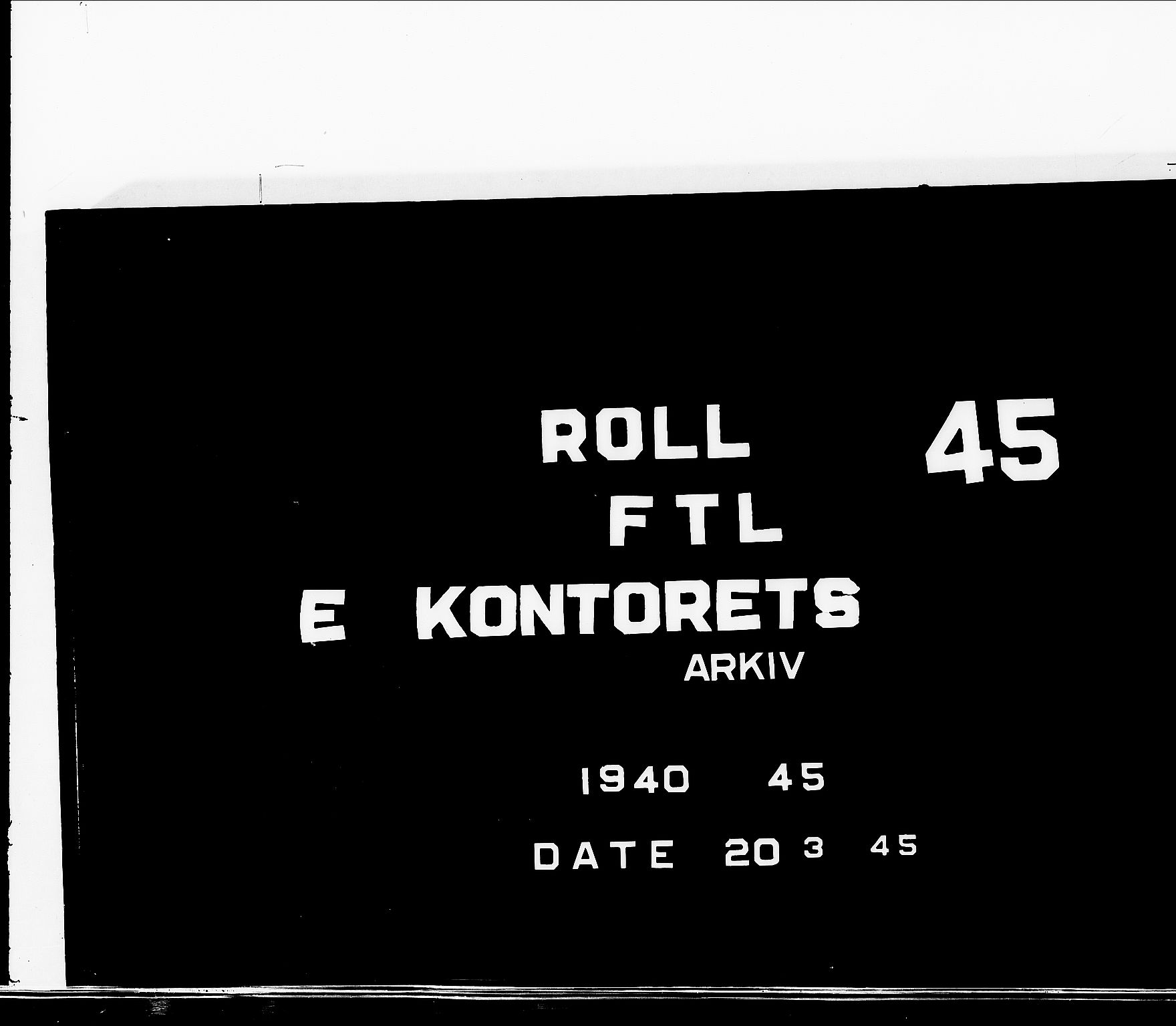 Forsvaret, Flyvåpnenes treningsleir 1940-1945, AV/RA-RAFA-3974/V/L0045: Ekspedisjonskontoret.
Saksområdene 13, 14, 15, 16 og 42, samt personellsaker., 1940-1945